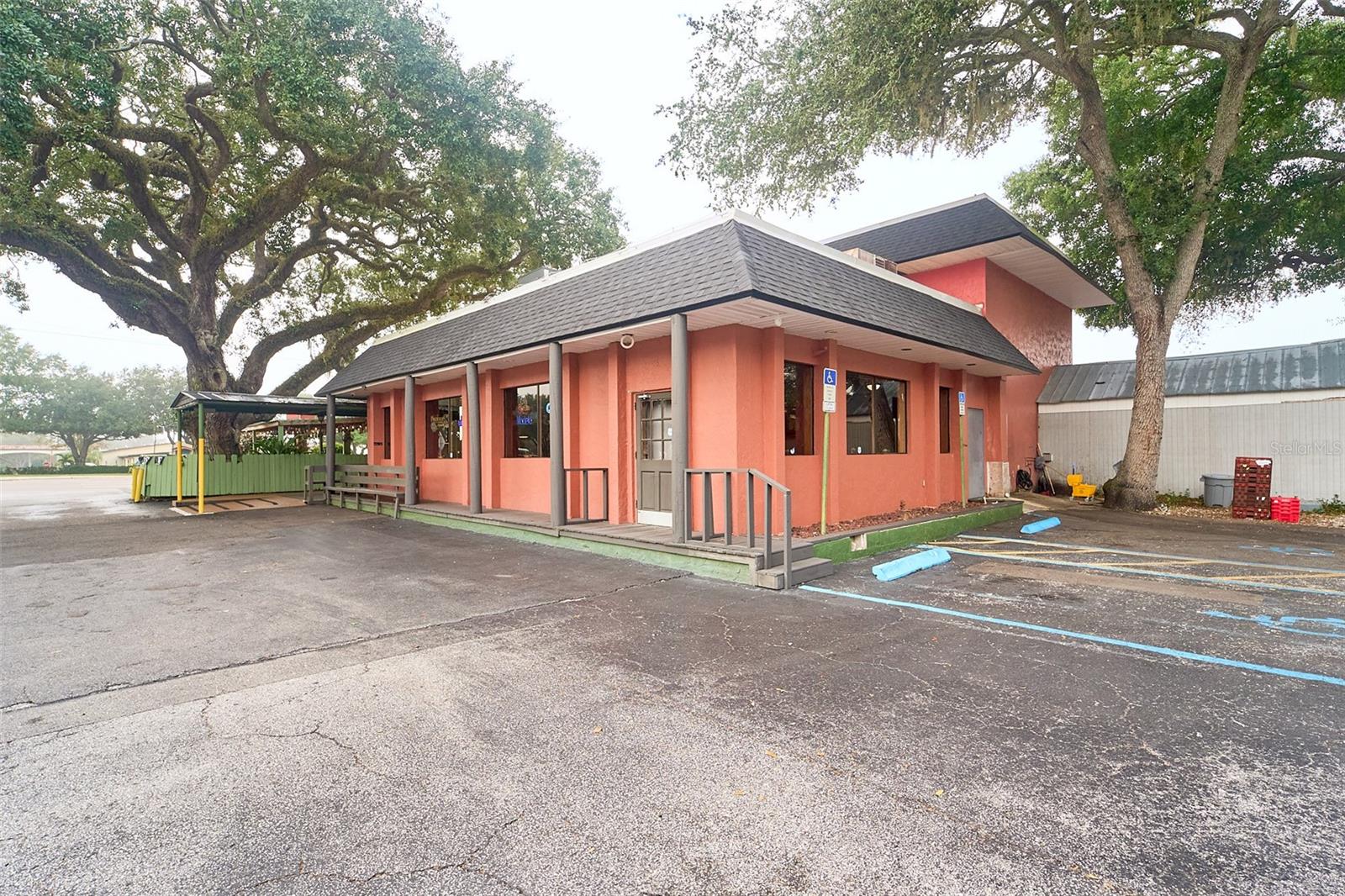 706 E BRANDON BOULEVARD