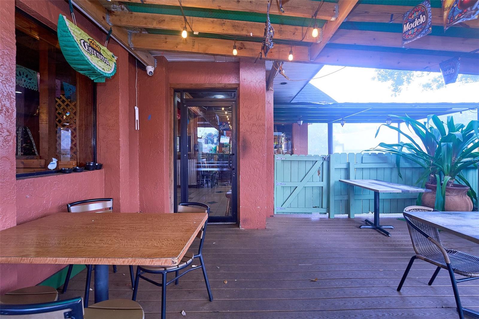 706 E BRANDON BOULEVARD