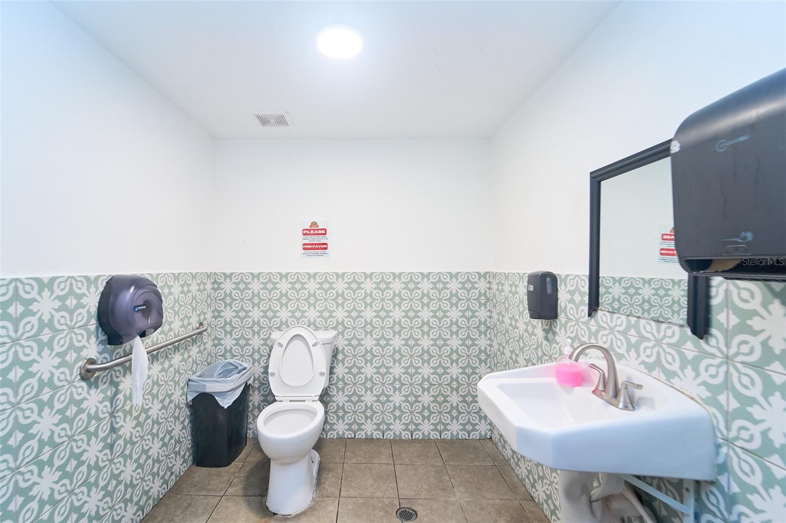 UNPLATTED - Commercial Sale