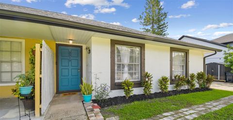 Photo of 3319 Laurel Dale Drive, Tampa, FL 33618 (MLS # TB8410633)