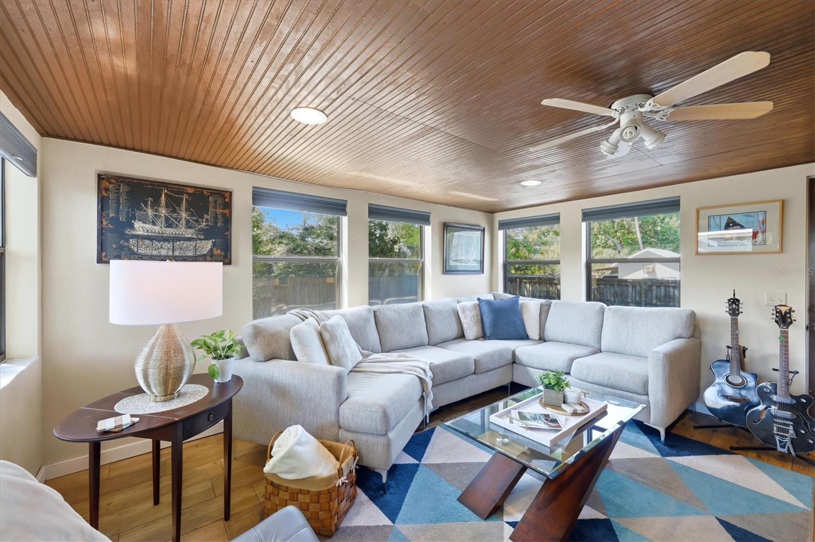 SARASOTA SPGS - Residential