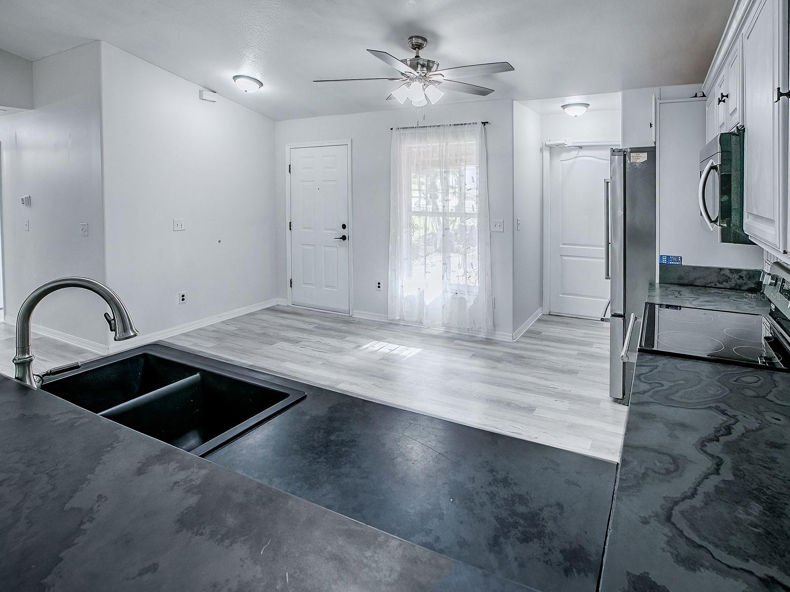 LOST LAKE PINES SUB - Residential