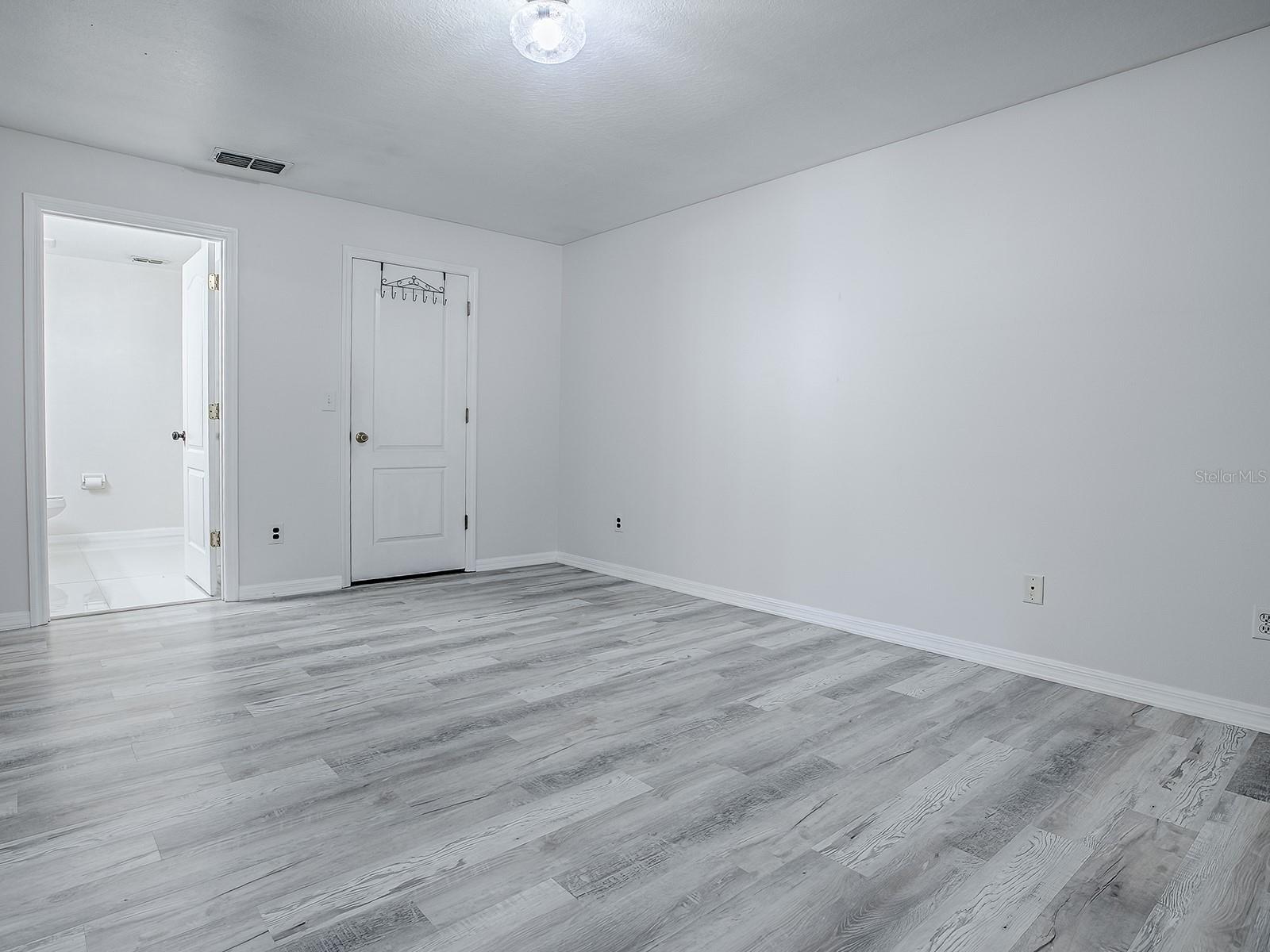 LOST LAKE PINES SUB - Residential