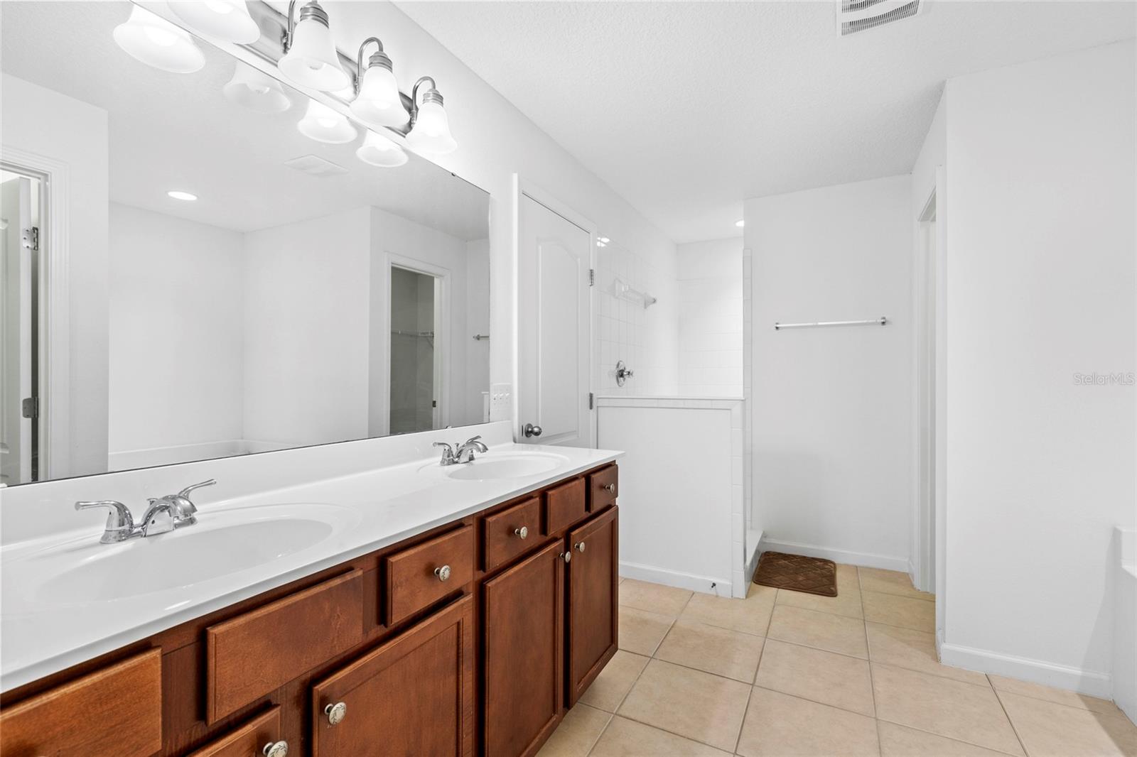 WESCHESTER CLUSTER PH 1 - Residential