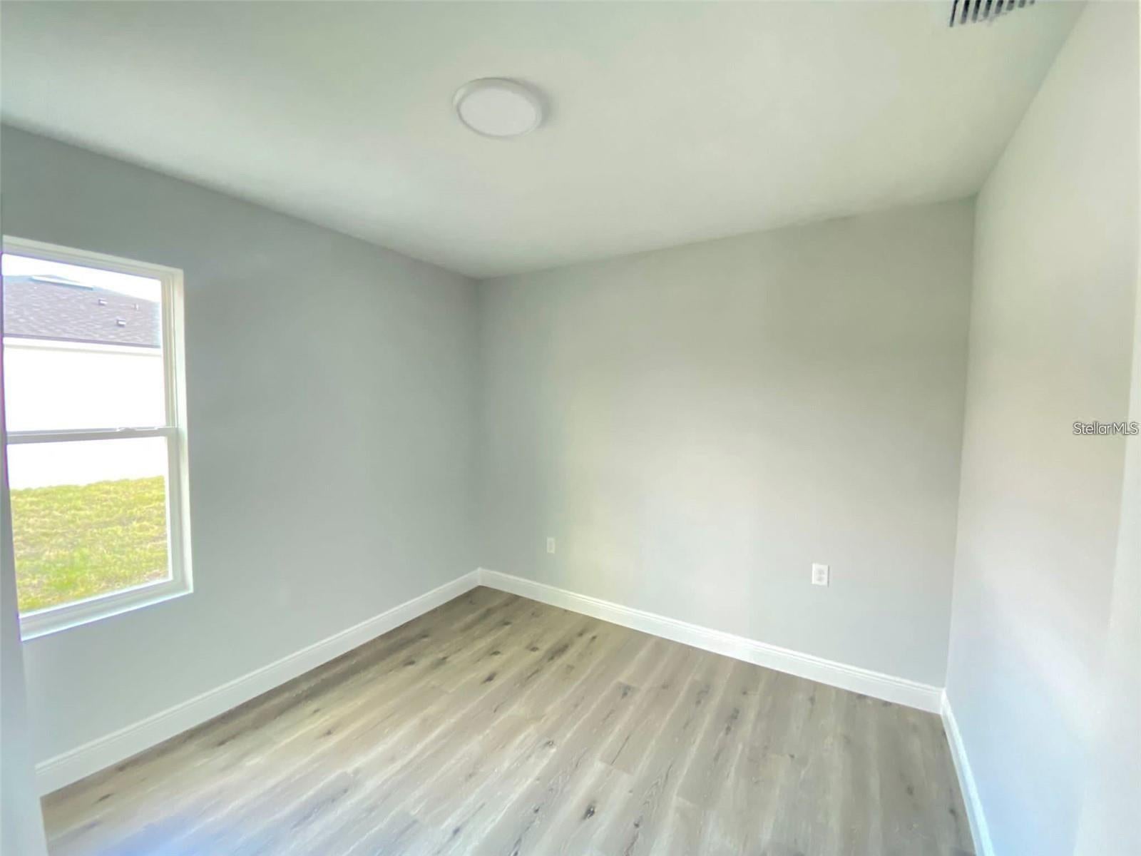 535 ALBATROSS DRIVE