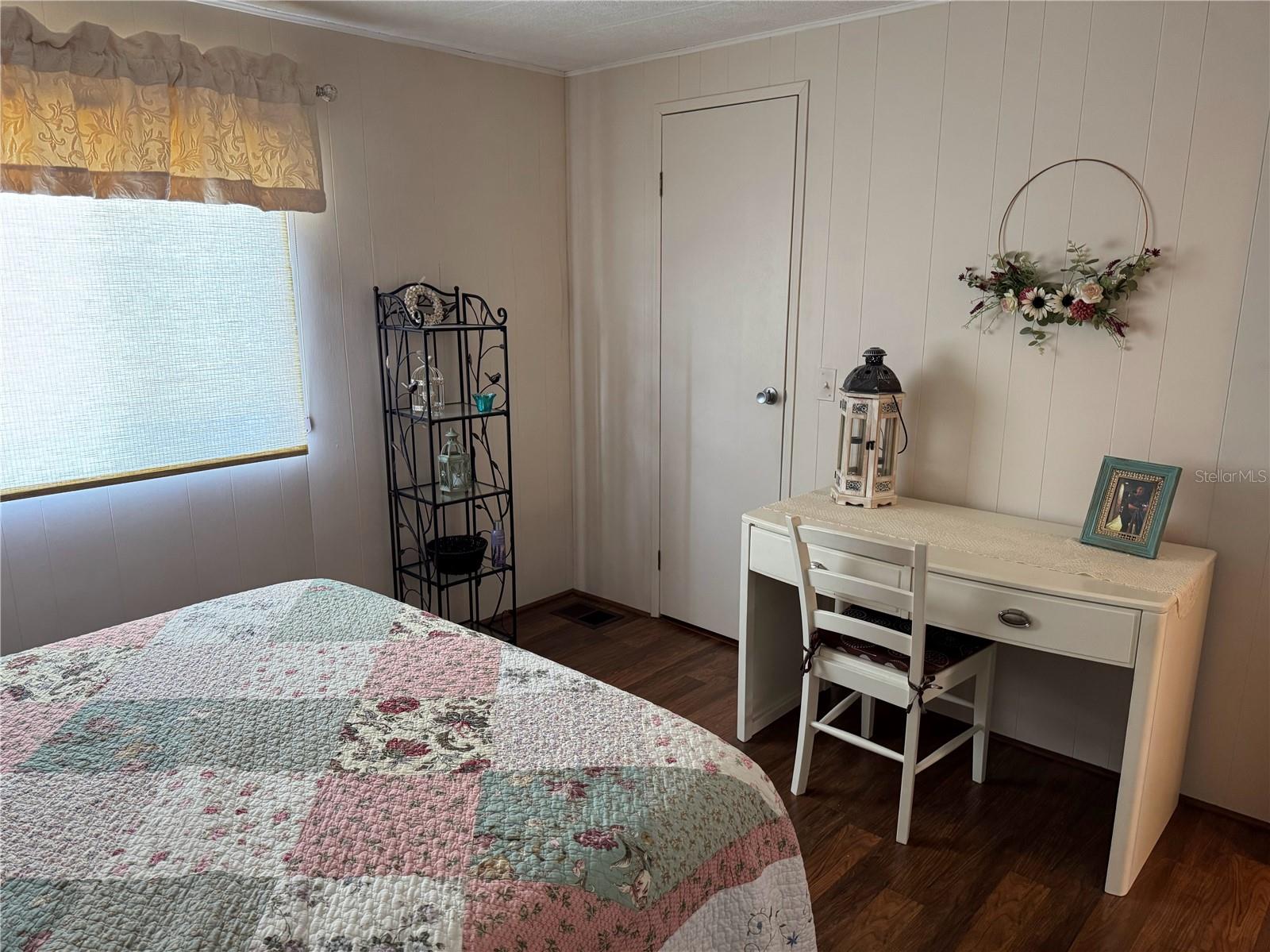 GOLDEN GATE MOBILE HOME PARK UNREC - Residential