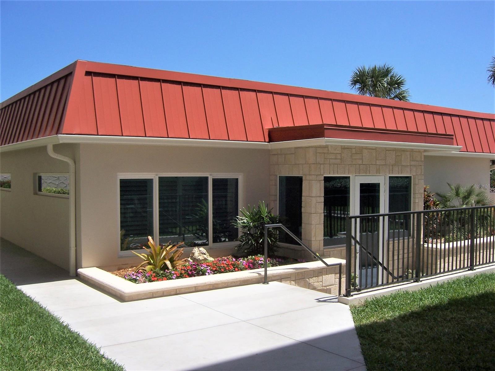 Hacienda Del Sol Condo - Residential