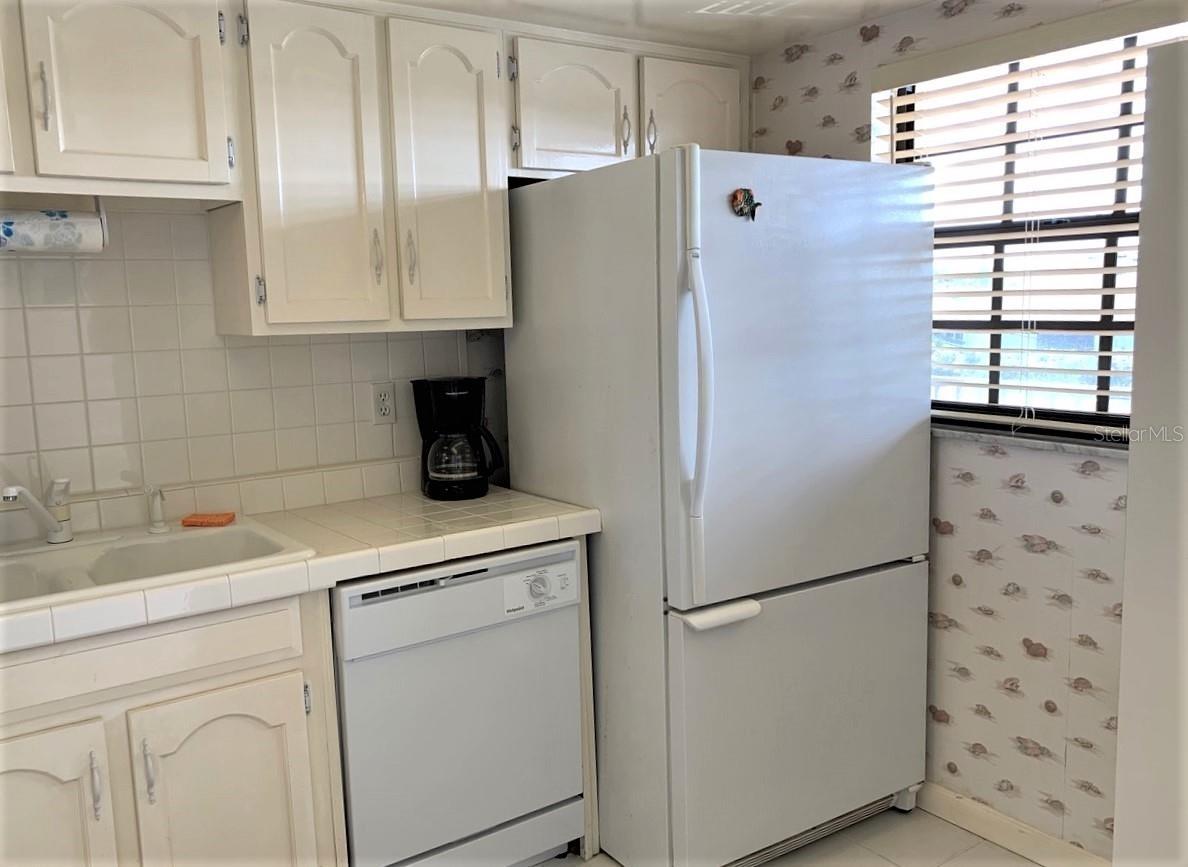 Hacienda Del Sol Condo - Residential