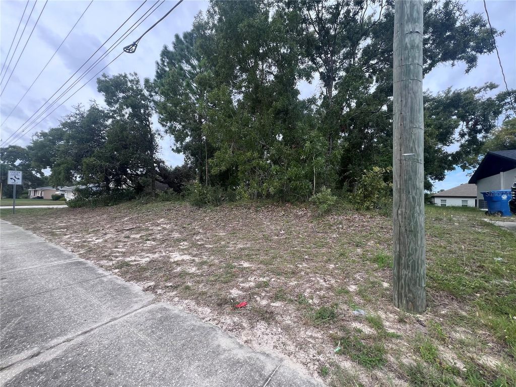 Photo of 2469 Mariner Boulevard, Spring Hill, FL 34609 (MLS # TB8427389)