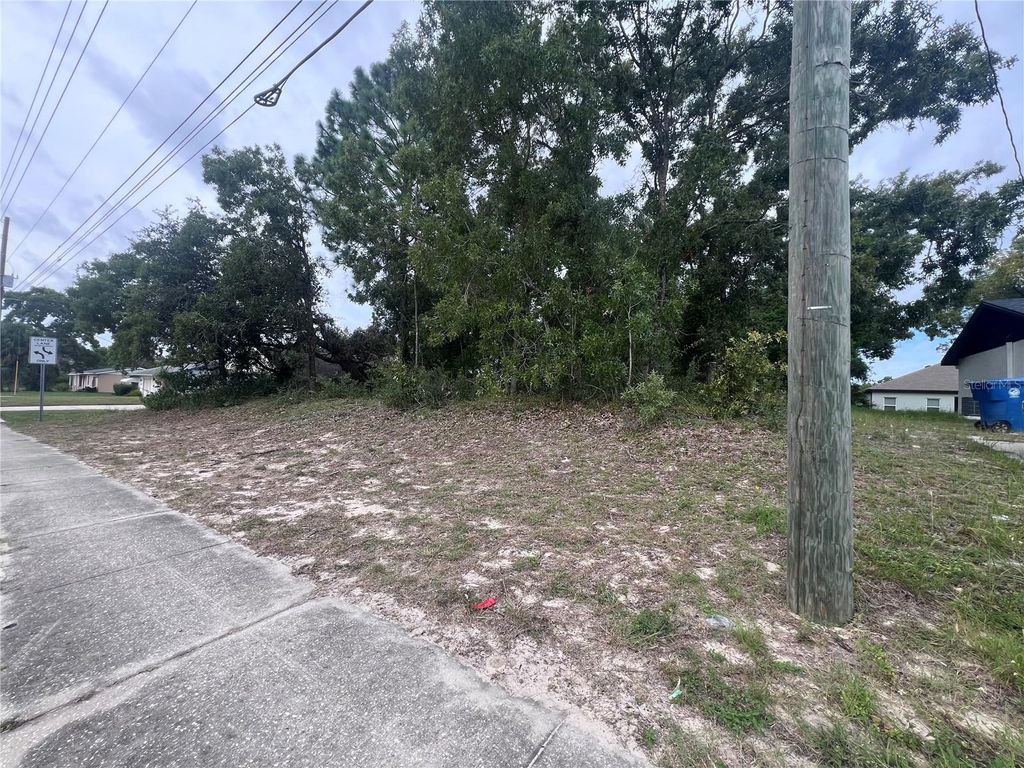 Photo of 2469 Mariner Boulevard, Spring Hill, FL 34609 (MLS # TB8427389)