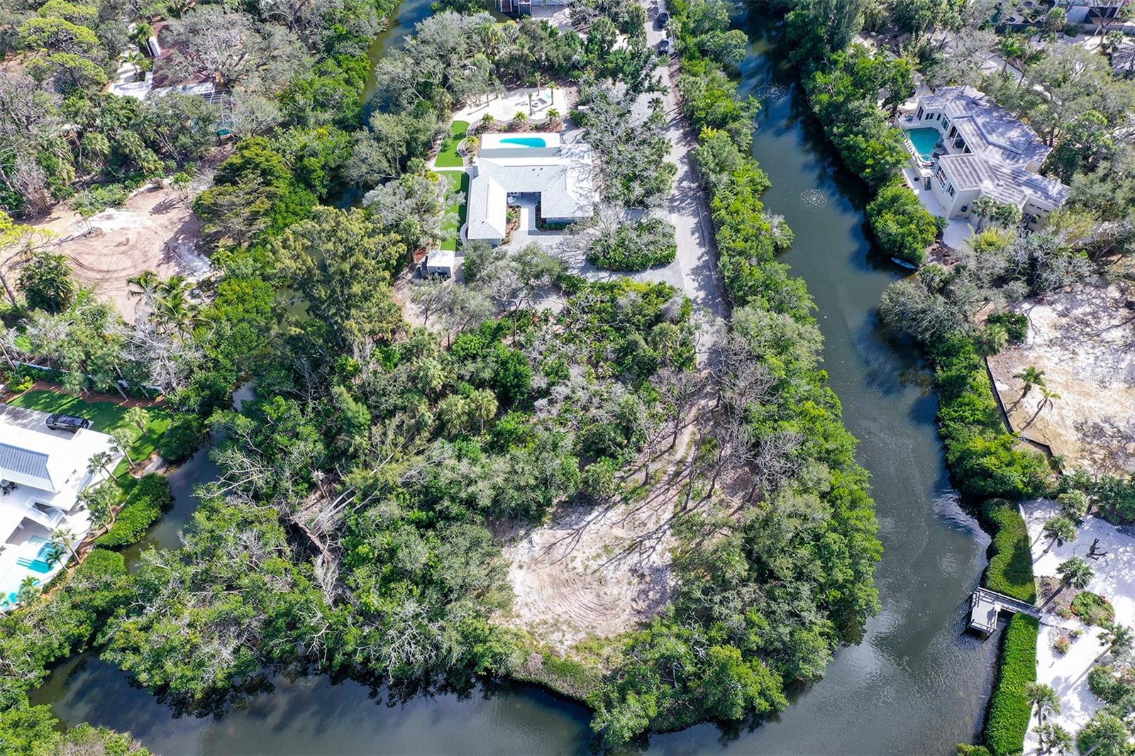 SIESTA PROPERTIES/THE SANDERLING - Residential