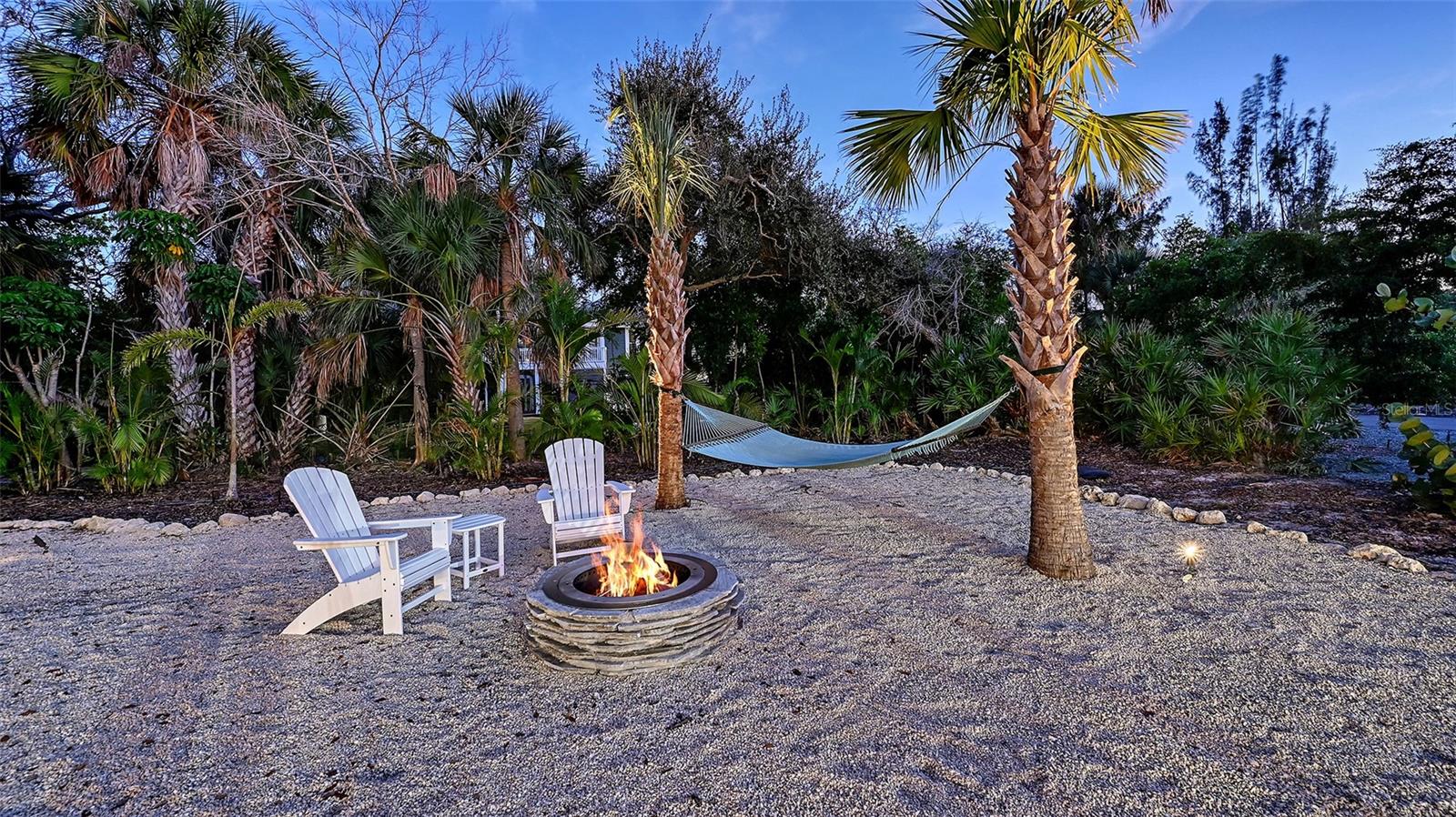 SIESTA PROPERTIES/THE SANDERLING - Residential