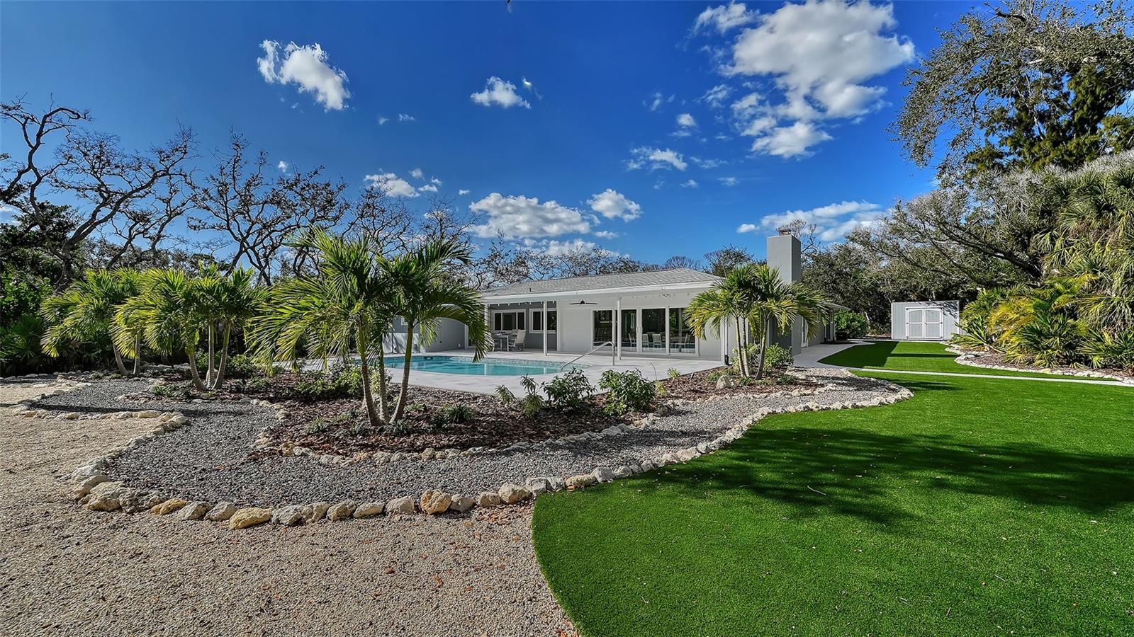 SIESTA PROPERTIES/THE SANDERLING - Residential