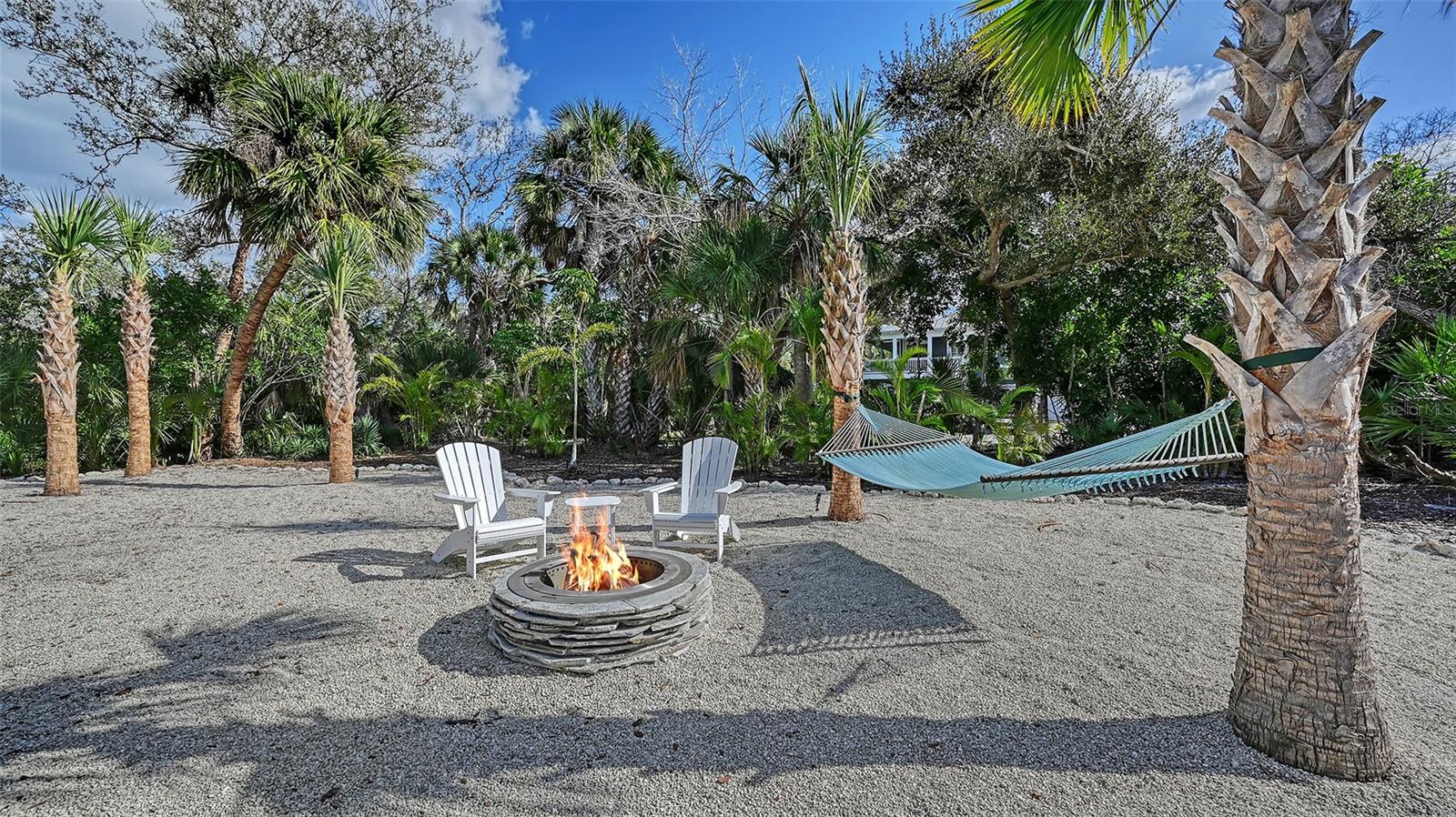 SIESTA PROPERTIES/THE SANDERLING - Residential