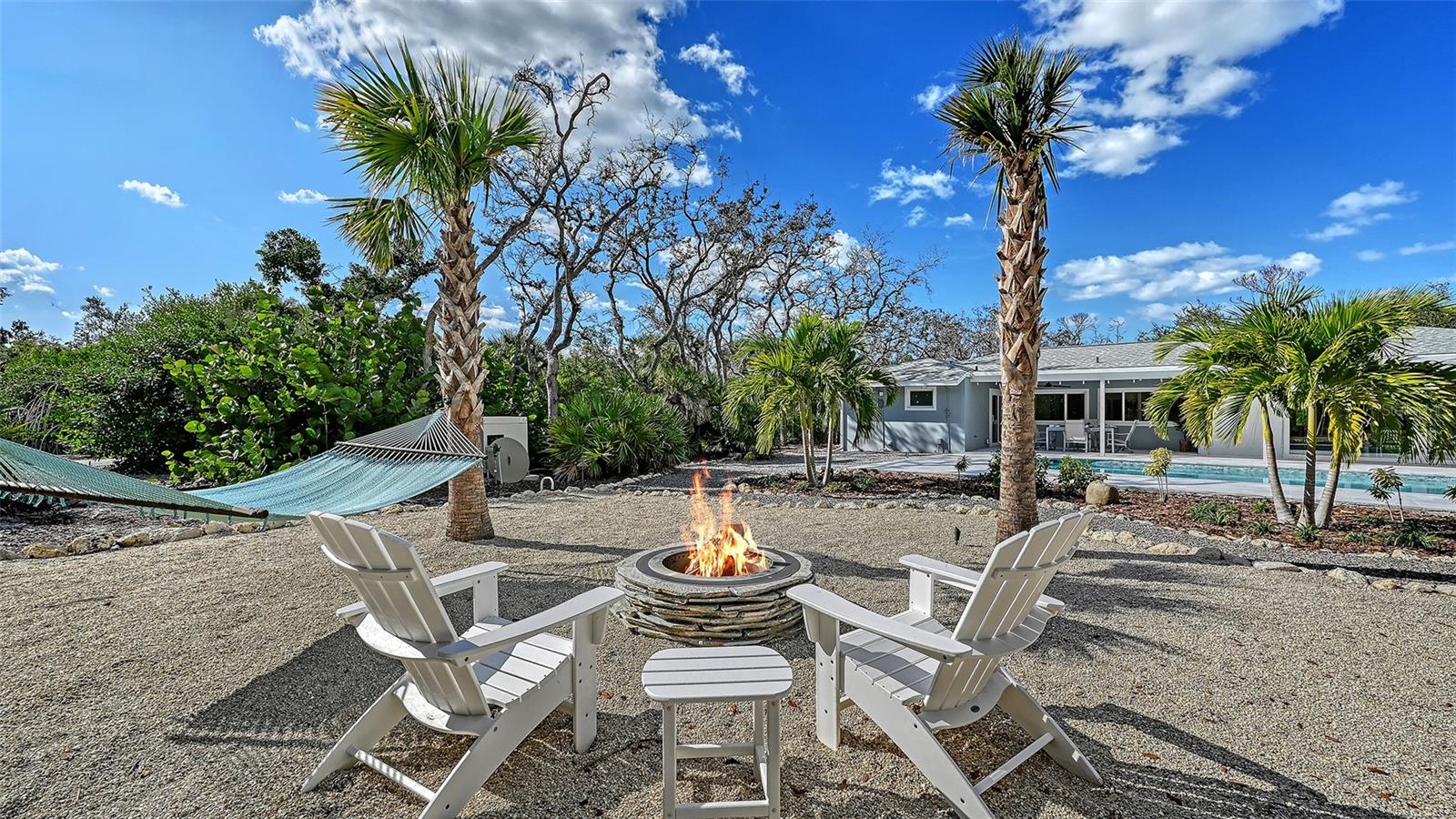 SIESTA PROPERTIES/THE SANDERLING - Residential