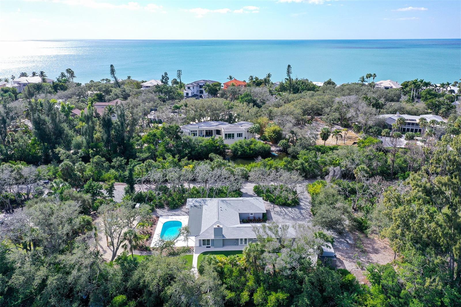 SIESTA PROPERTIES/THE SANDERLING - Residential