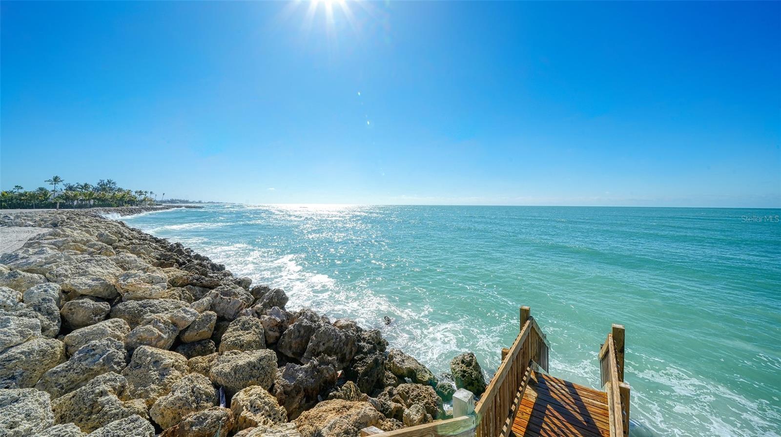 SIESTA PROPERTIES/THE SANDERLING - Residential