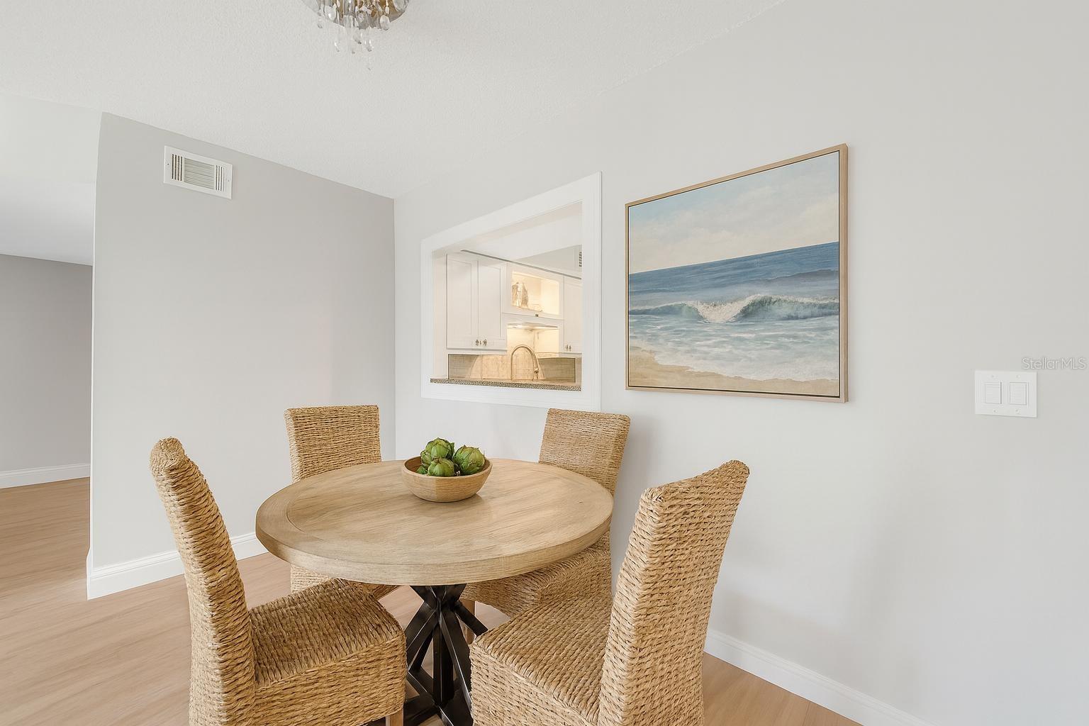 ON TOP OF THE WORLD - Residential