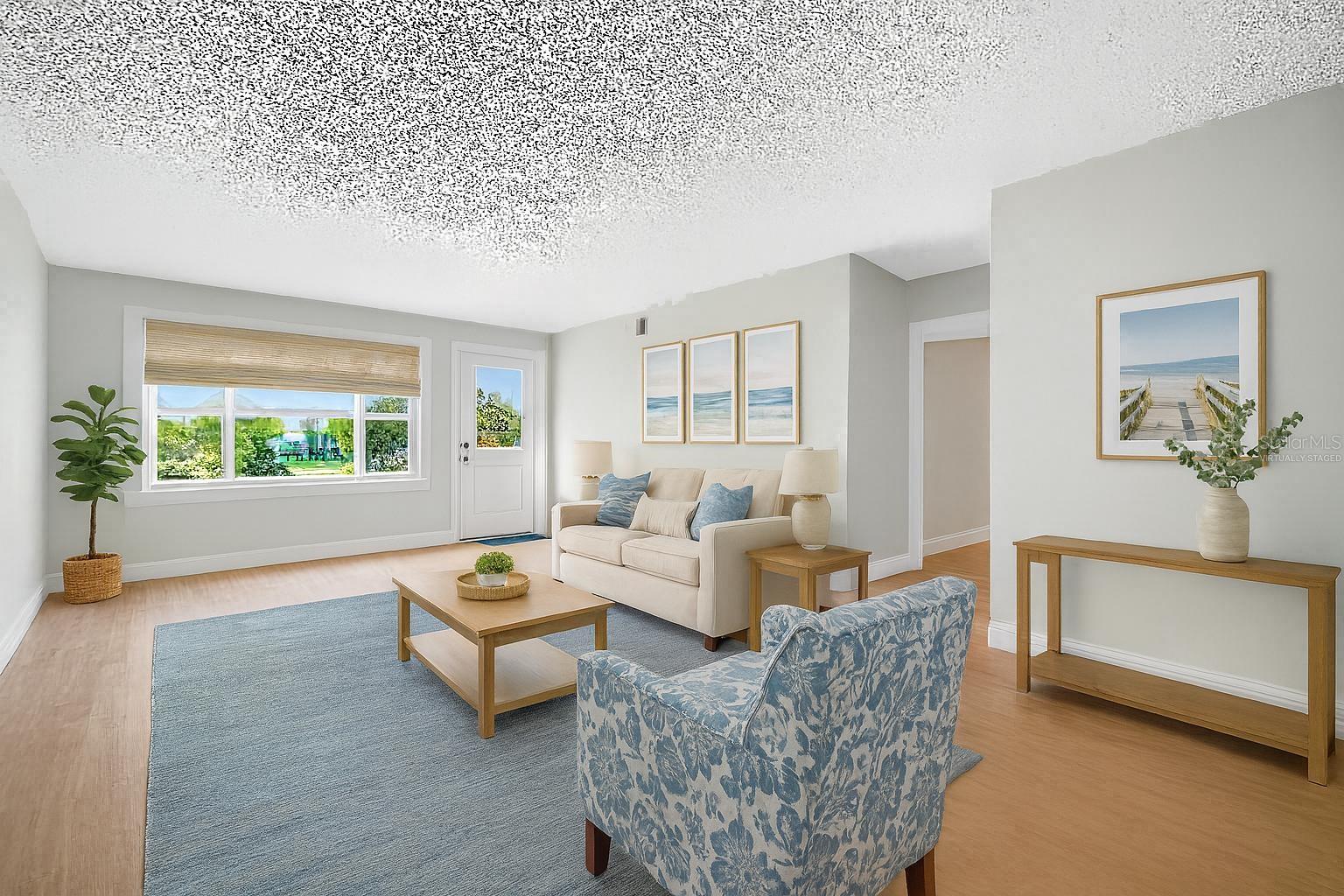 ON TOP OF THE WORLD - Residential