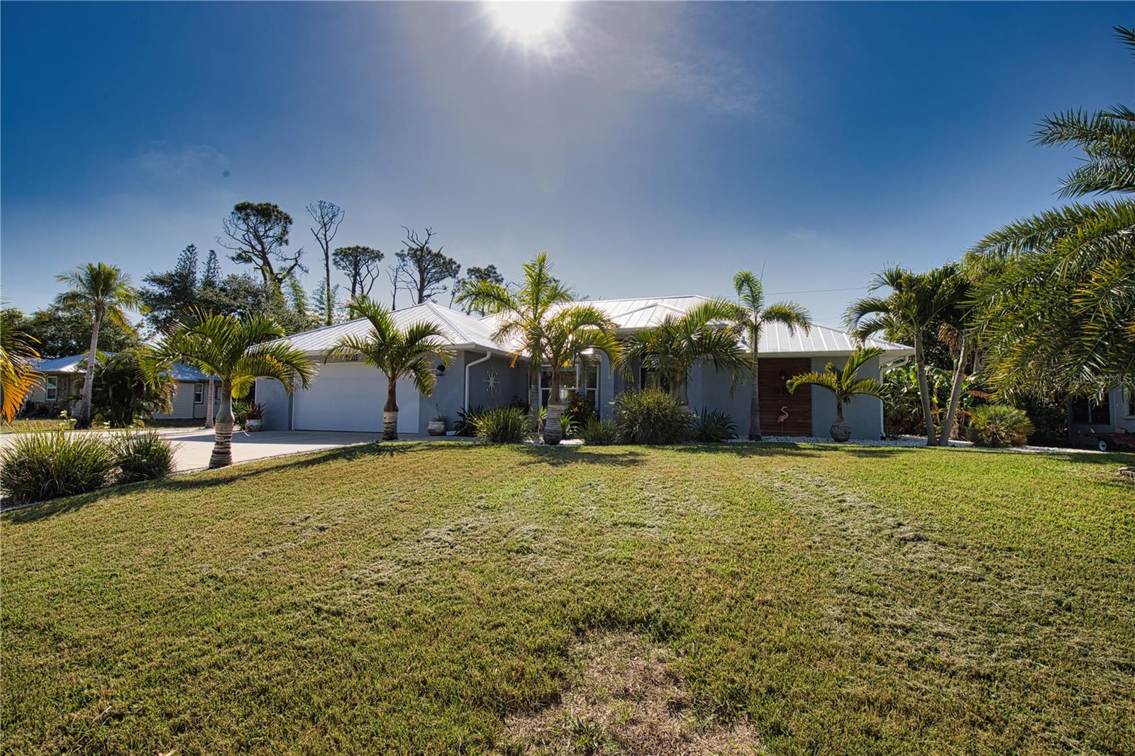 SOUTH VENICE - Residential