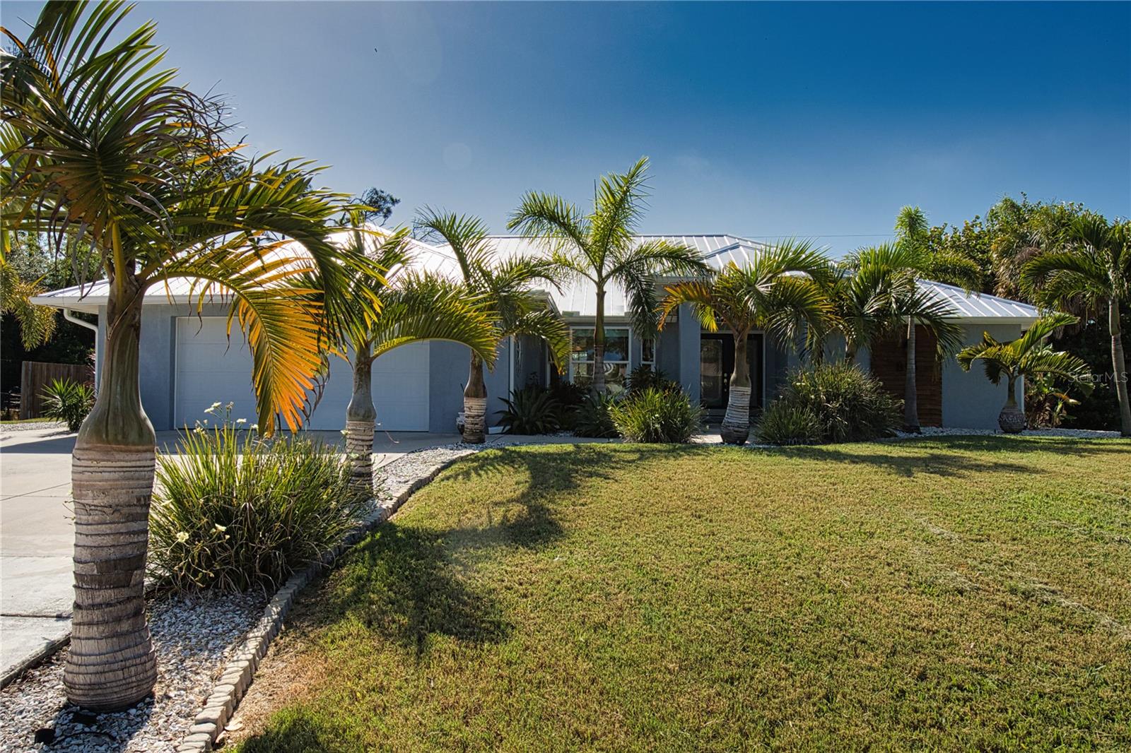SOUTH VENICE - Residential