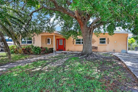 Photo of 6356 Safford Terrace, North Port, FL 34287 (MLS # C7526377)