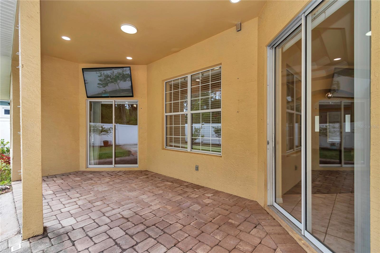 SOUTHERN PINES UNIT 03 - Residential Lease