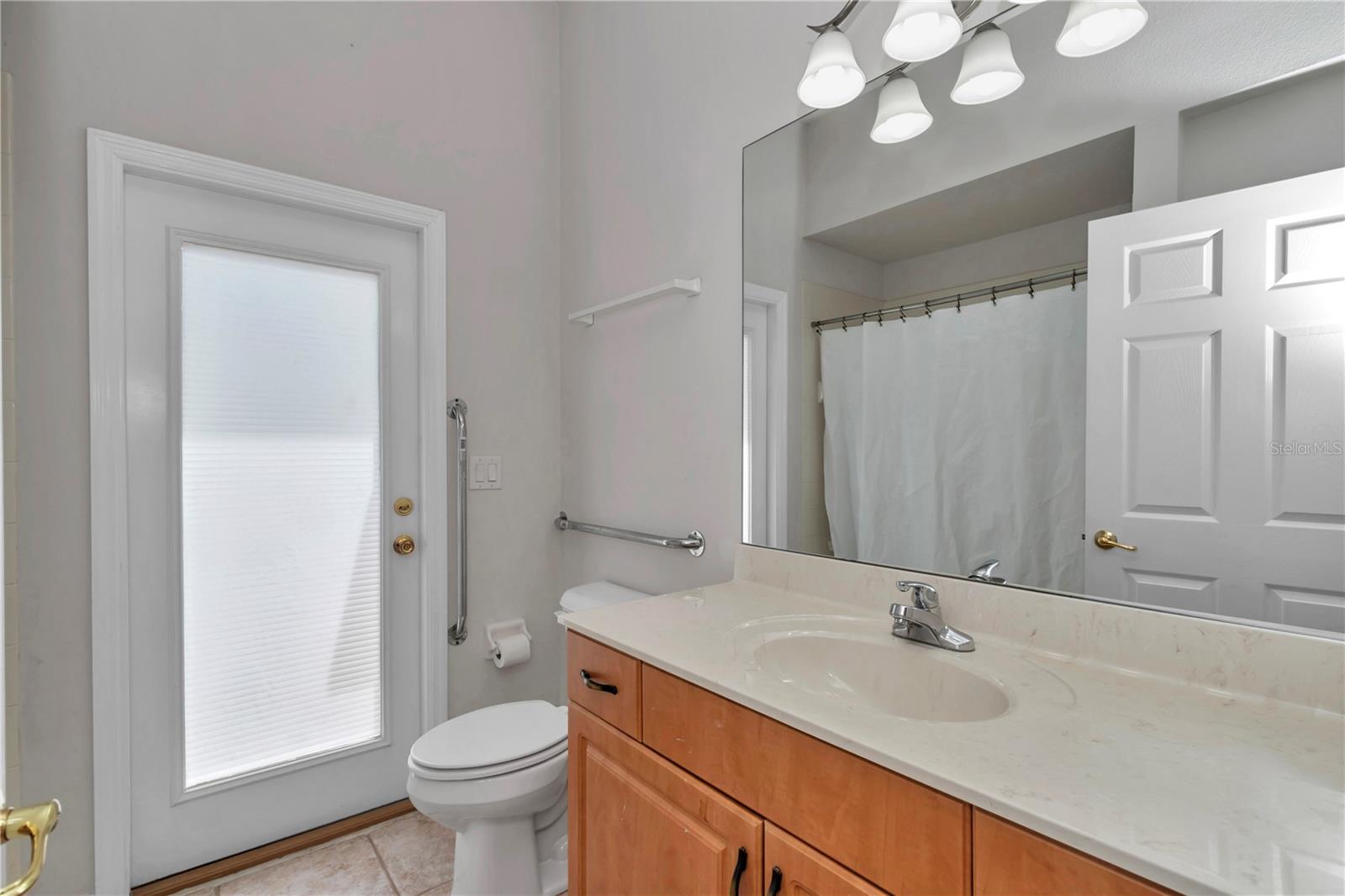 SOUTHERN PINES UNIT 03 - Residential Lease