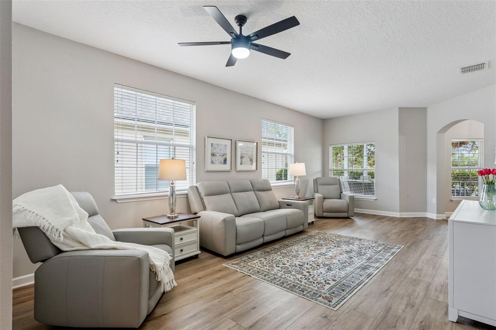 AVALON PARK VILLAGE 05 51 58 - Residential