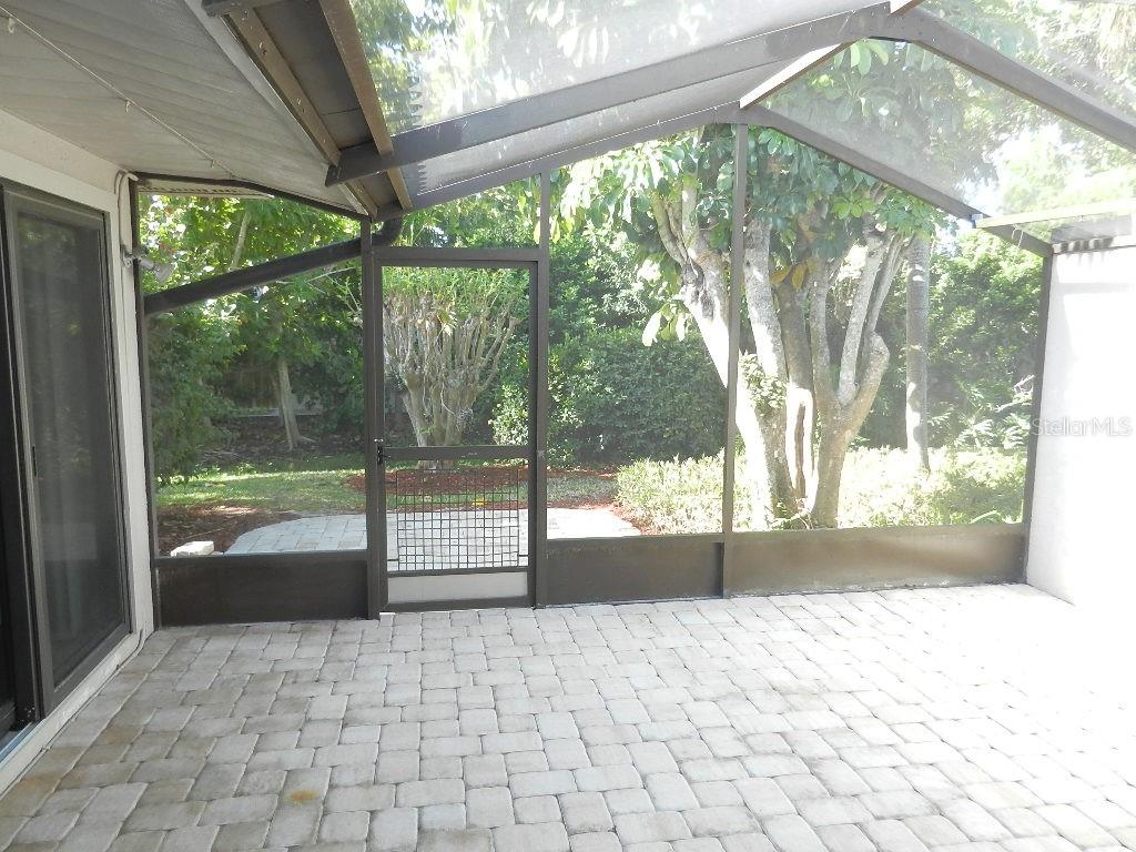 LAKESHORE VILLAGE SOUTH - Residential