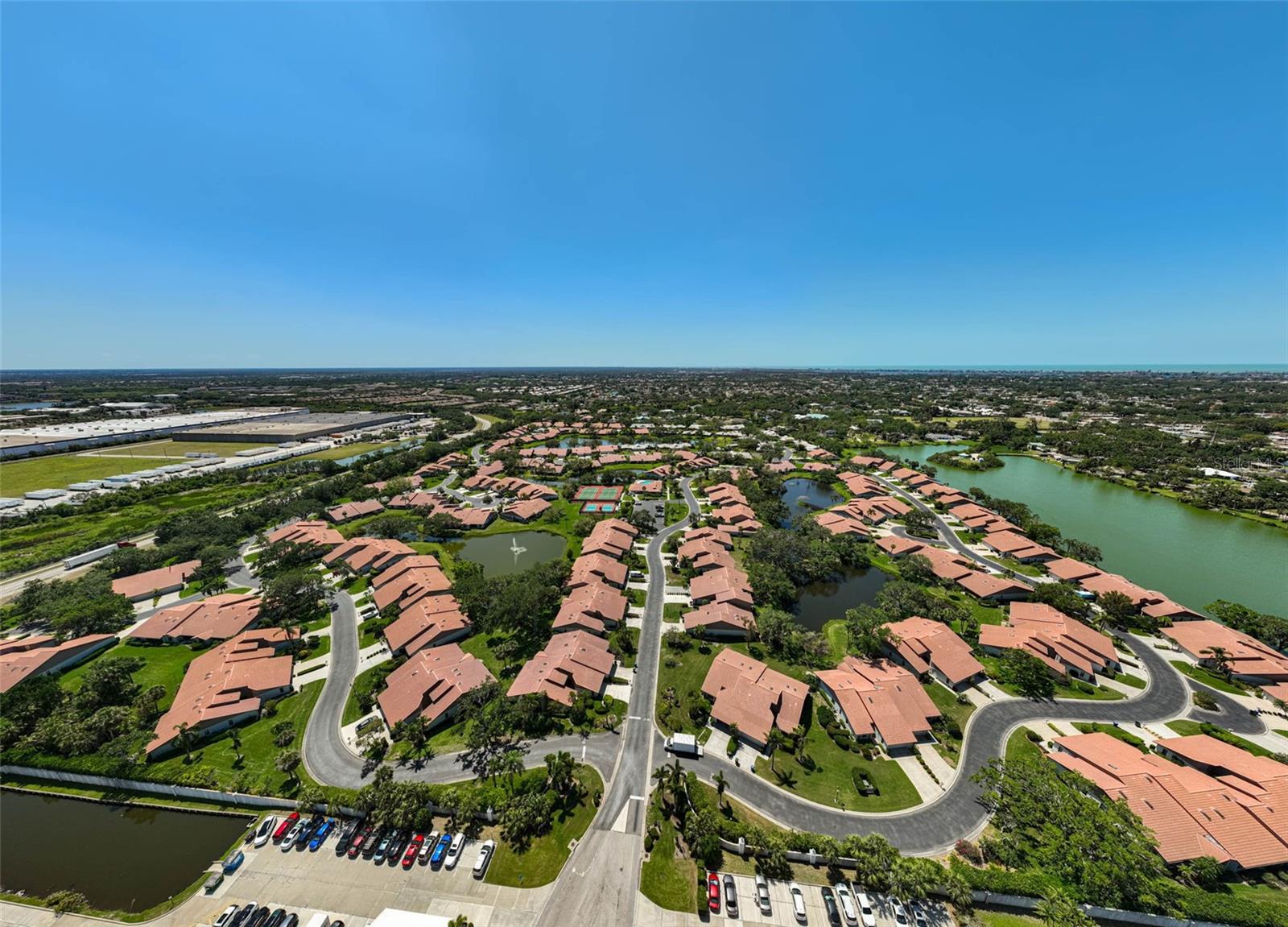 LAKESHORE VILLAGE SOUTH - Residential