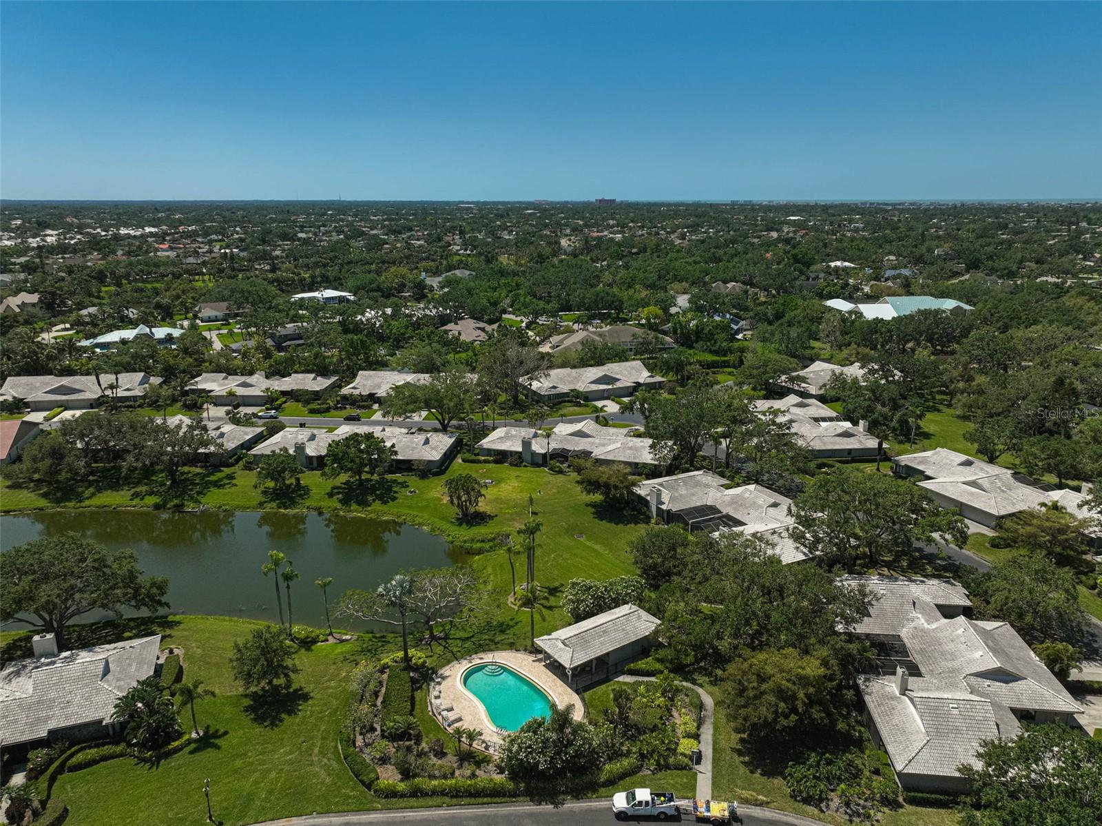 LAKESHORE VILLAGE SOUTH - Residential