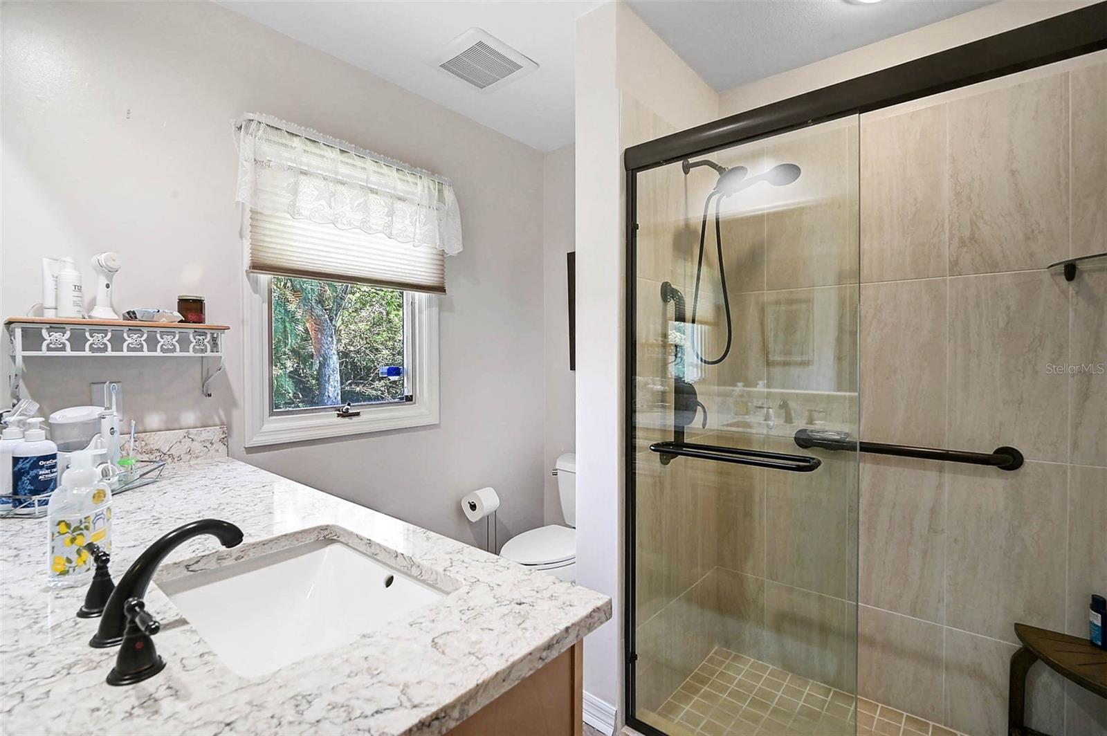 LAKESHORE VILLAGE SOUTH - Residential