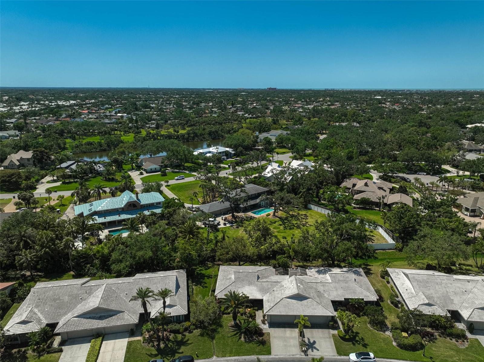 LAKESHORE VILLAGE SOUTH - Residential