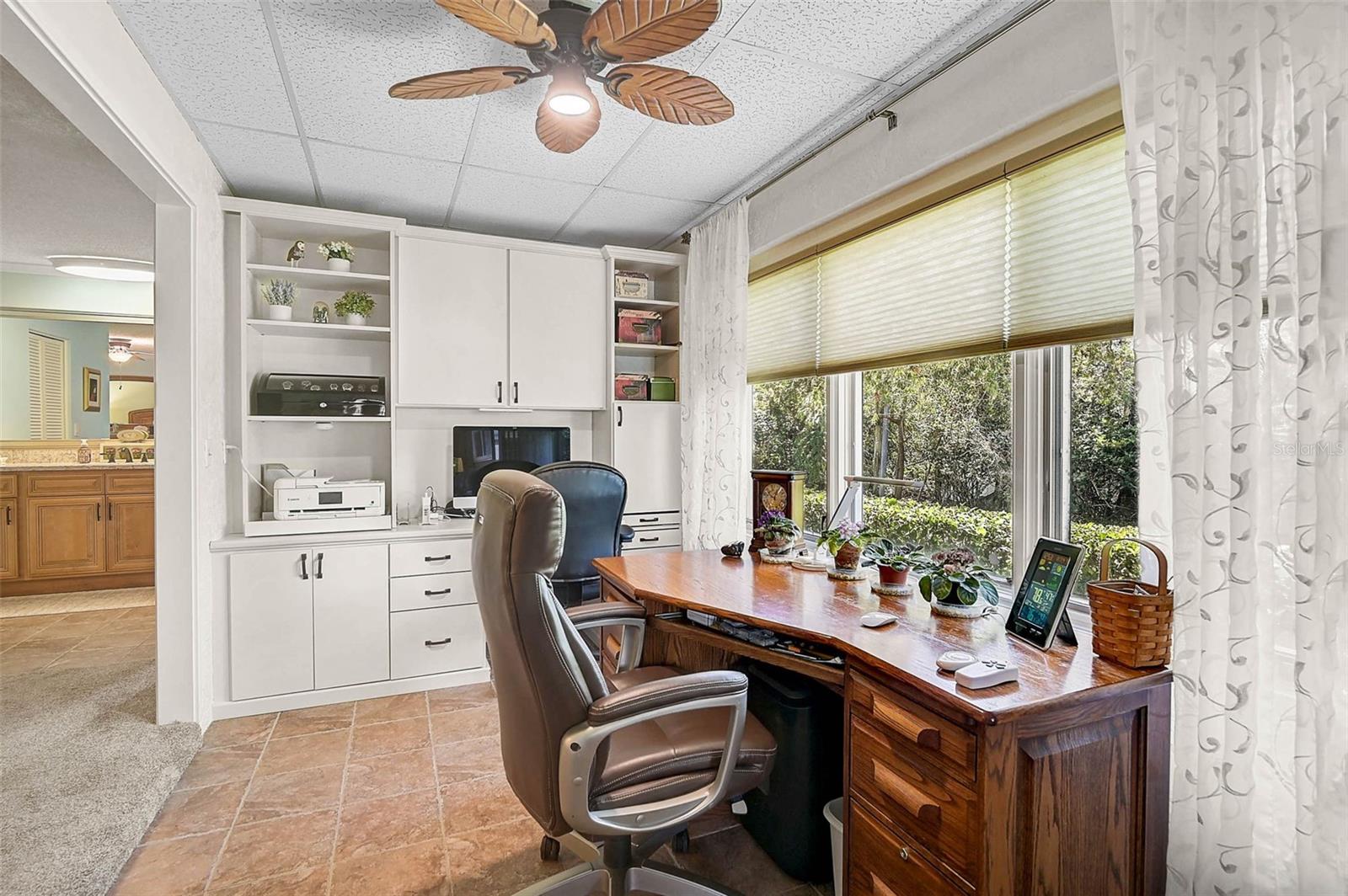 LAKESHORE VILLAGE SOUTH - Residential