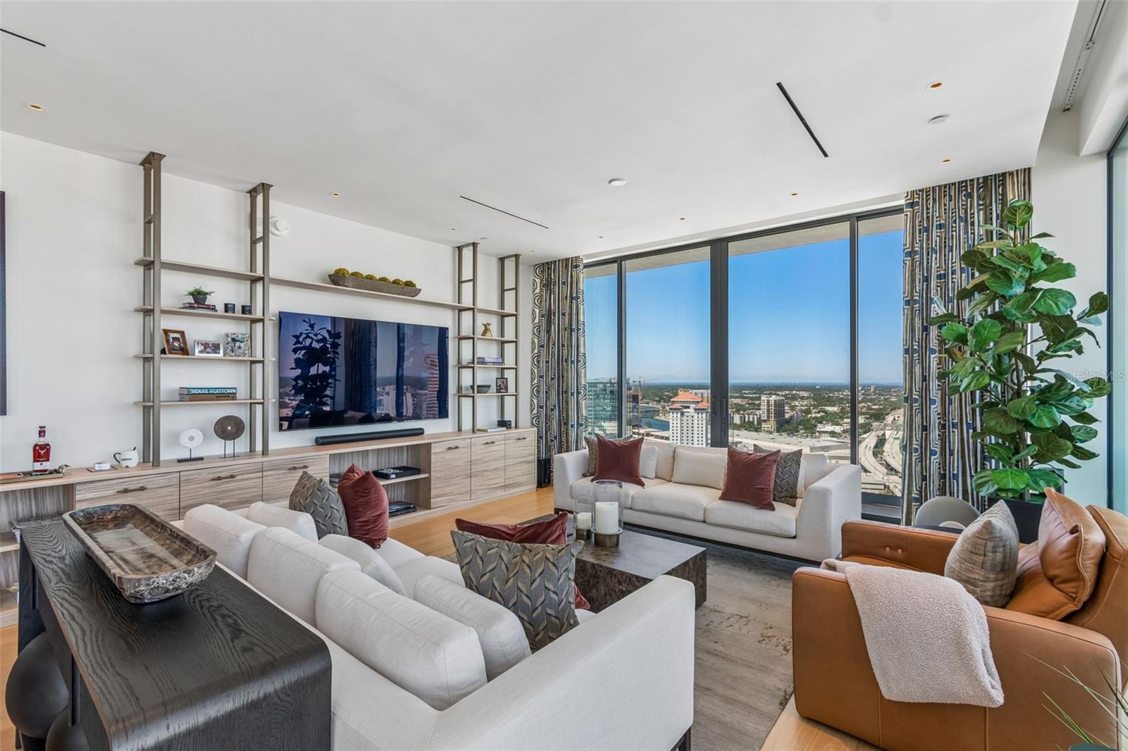 1000 WATER STREET CONDO - Residential