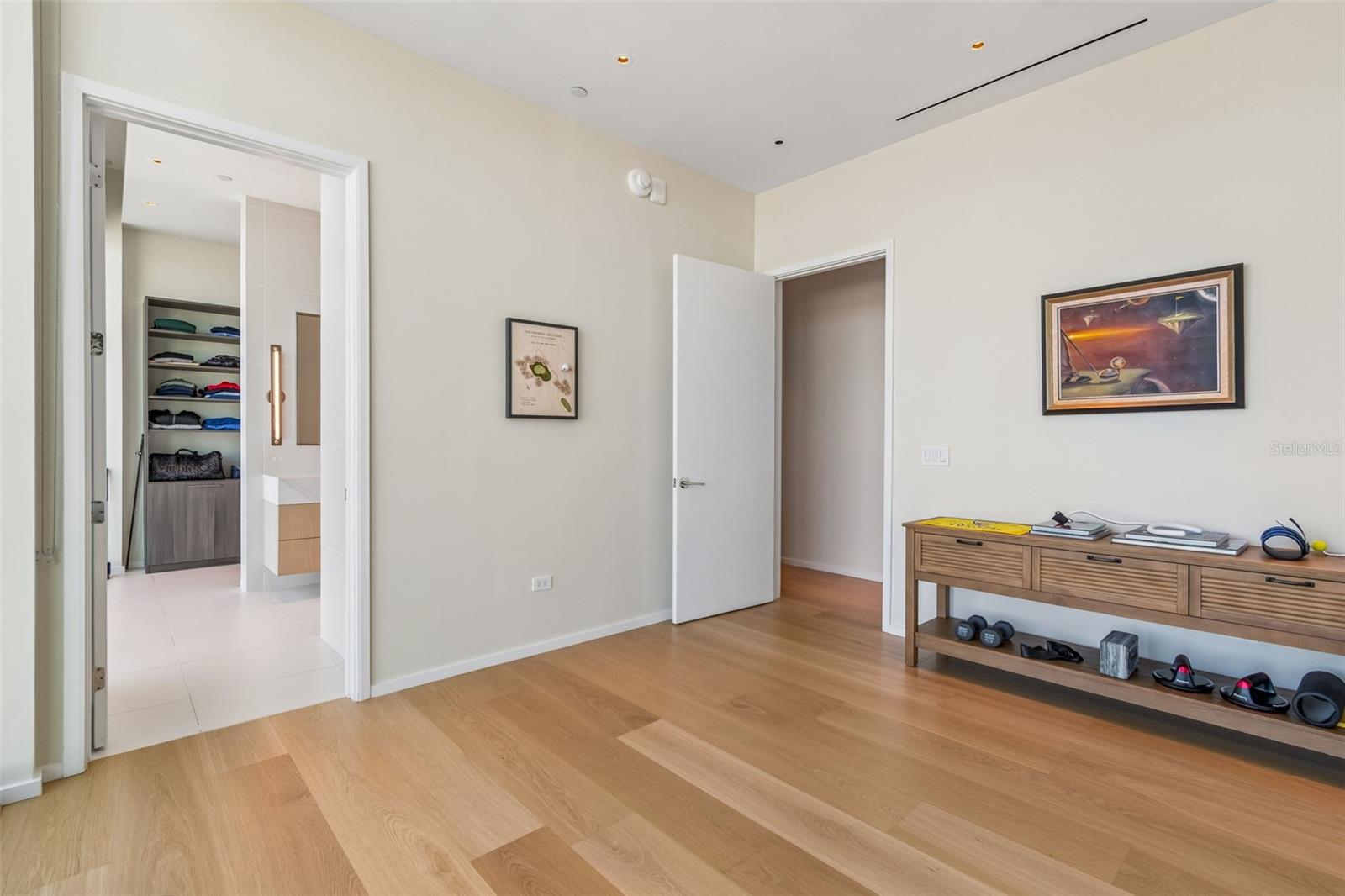 1000 WATER STREET CONDO - Residential
