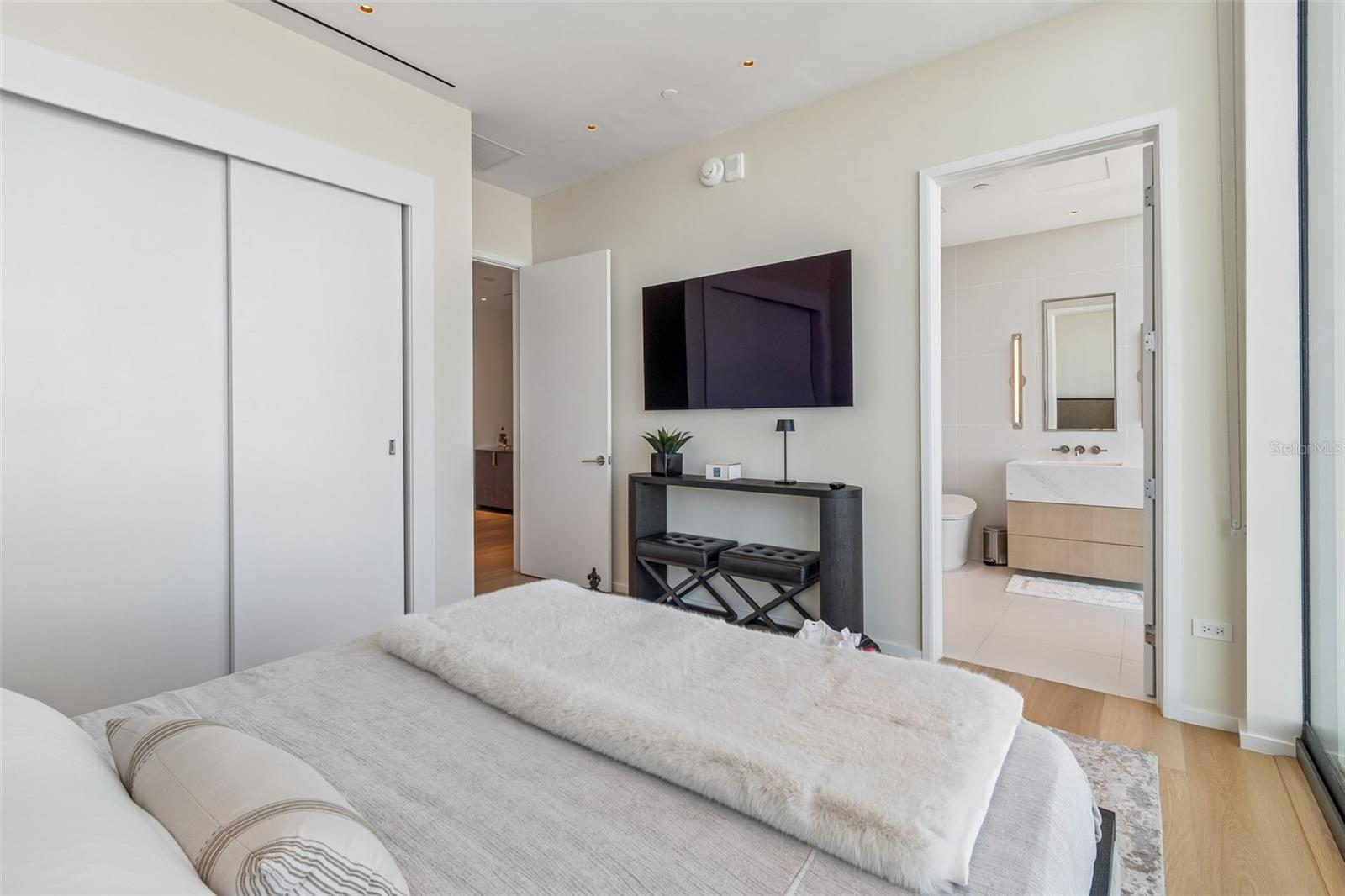 1000 WATER STREET CONDO - Residential