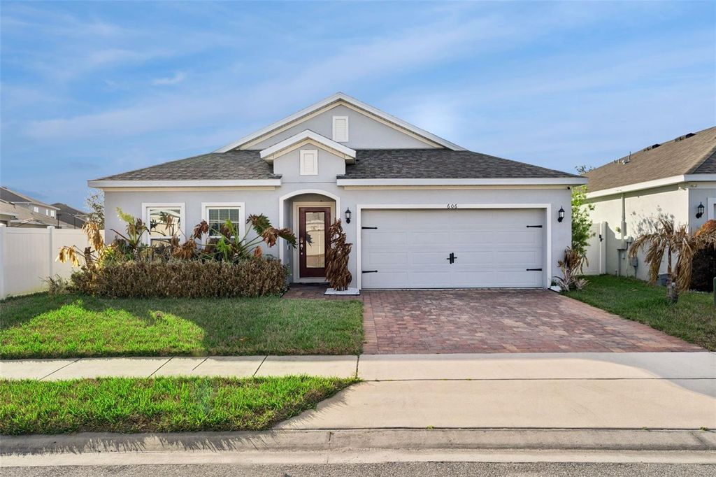 Photo of 606 Samuel Place, Davenport, FL 33837 (MLS # O6387481)
