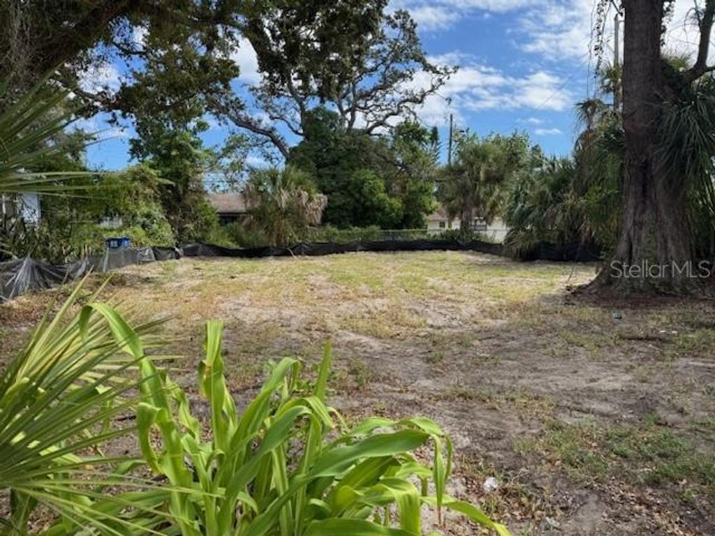 Photo of 2108 21st Street S, St Petersburg, FL 33712 (MLS # TB8443578)