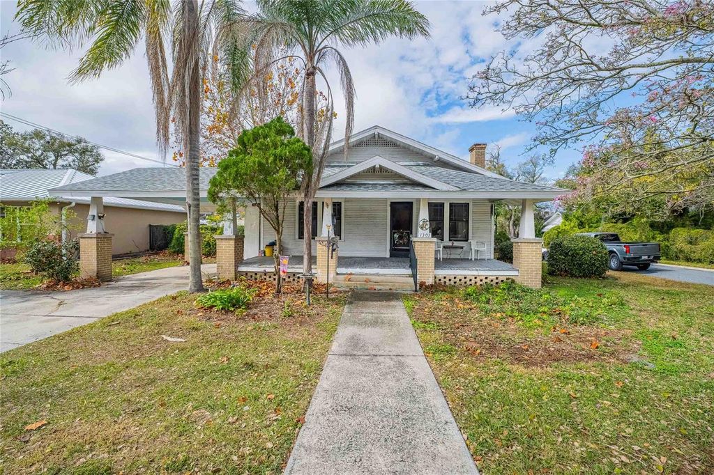 Photo of 1301 S Lincoln Avenue, Lakeland, FL 33803 (MLS # L4959584)