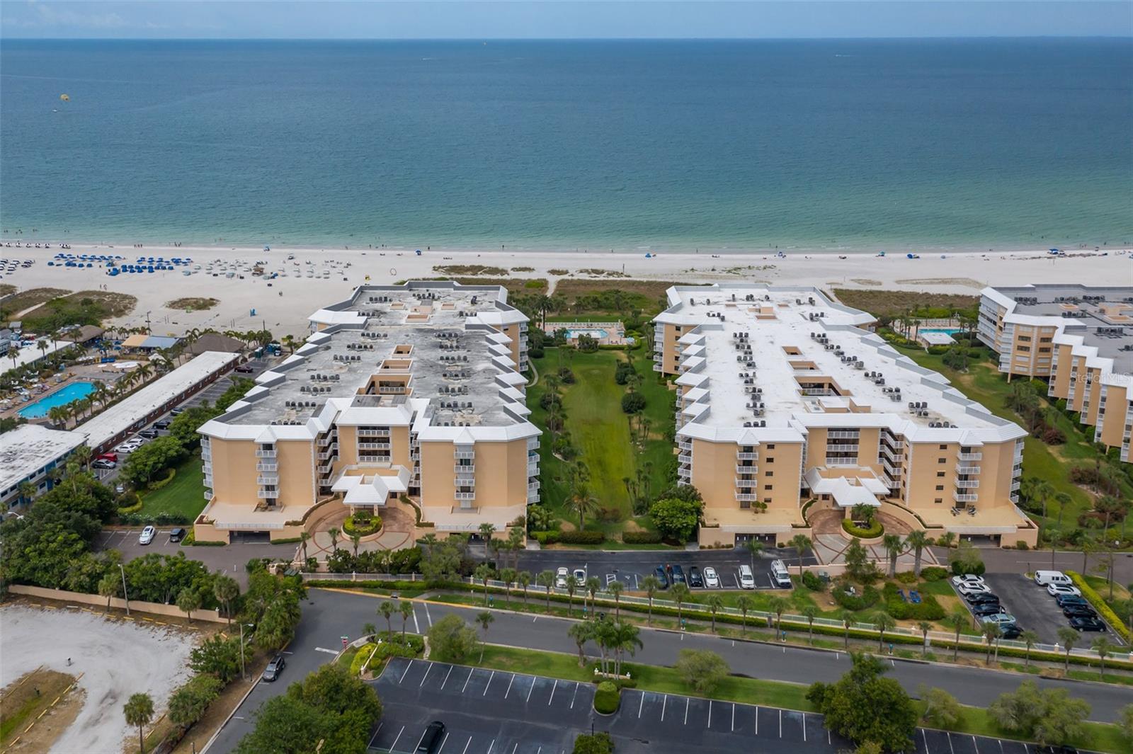SILVER SANDS BEACH & RACQUET CLUB - Residential Lease