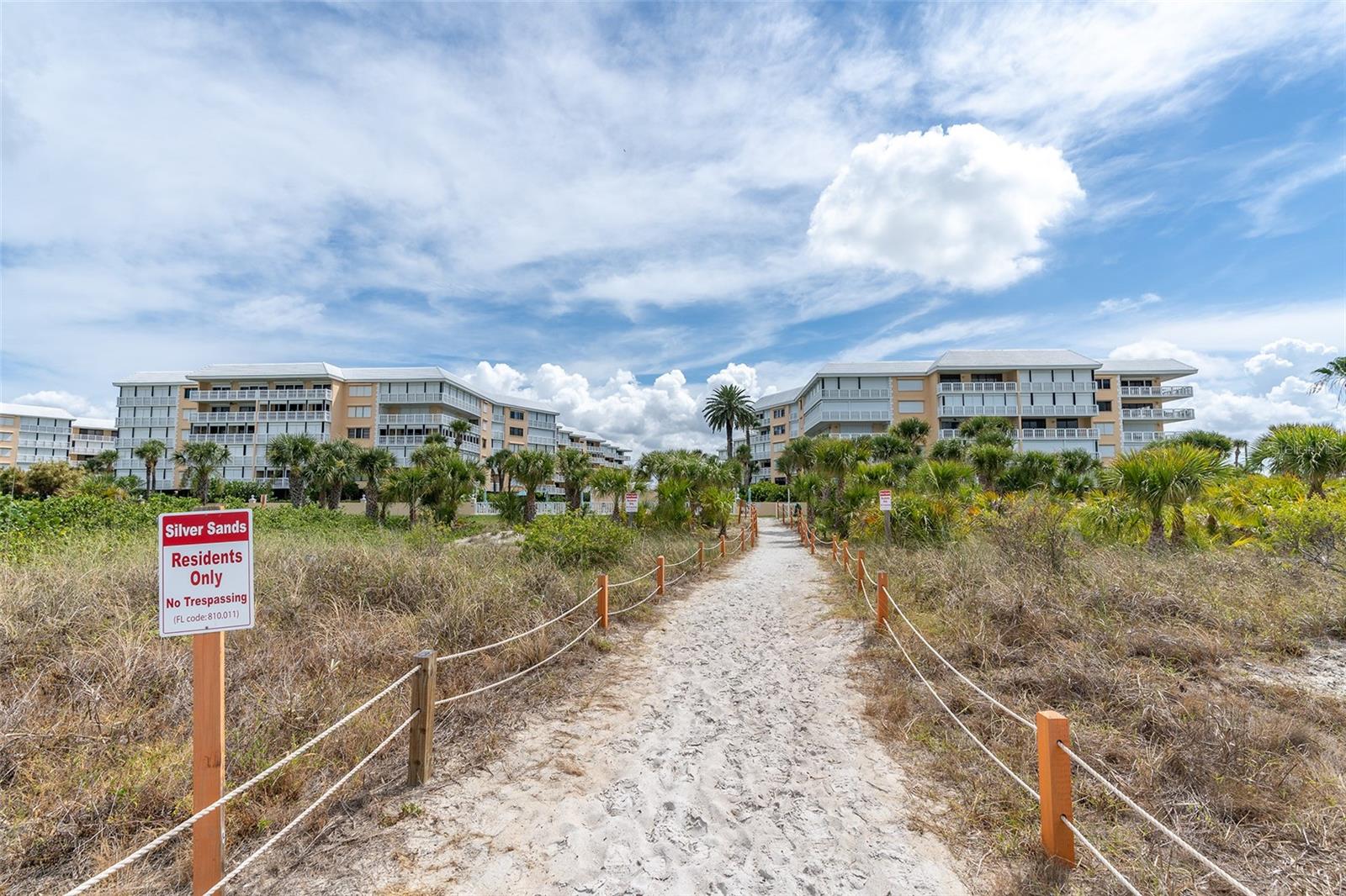 SILVER SANDS BEACH & RACQUET CLUB - Residential Lease