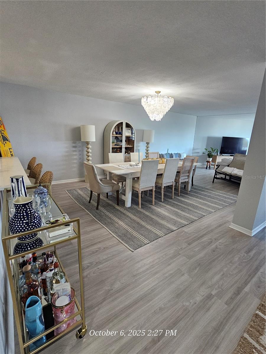 SILVER SANDS BEACH & RACQUET CLUB - Residential Lease