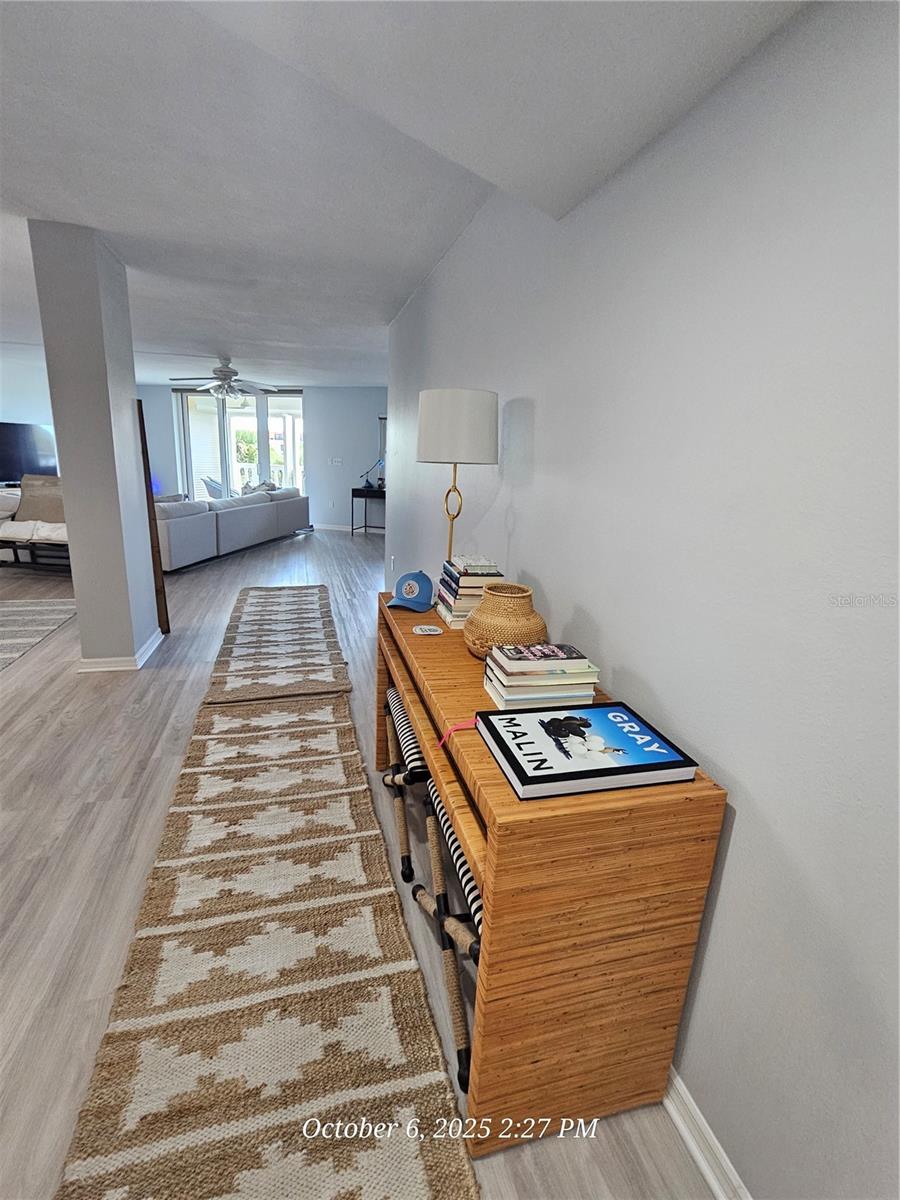 SILVER SANDS BEACH & RACQUET CLUB - Residential Lease