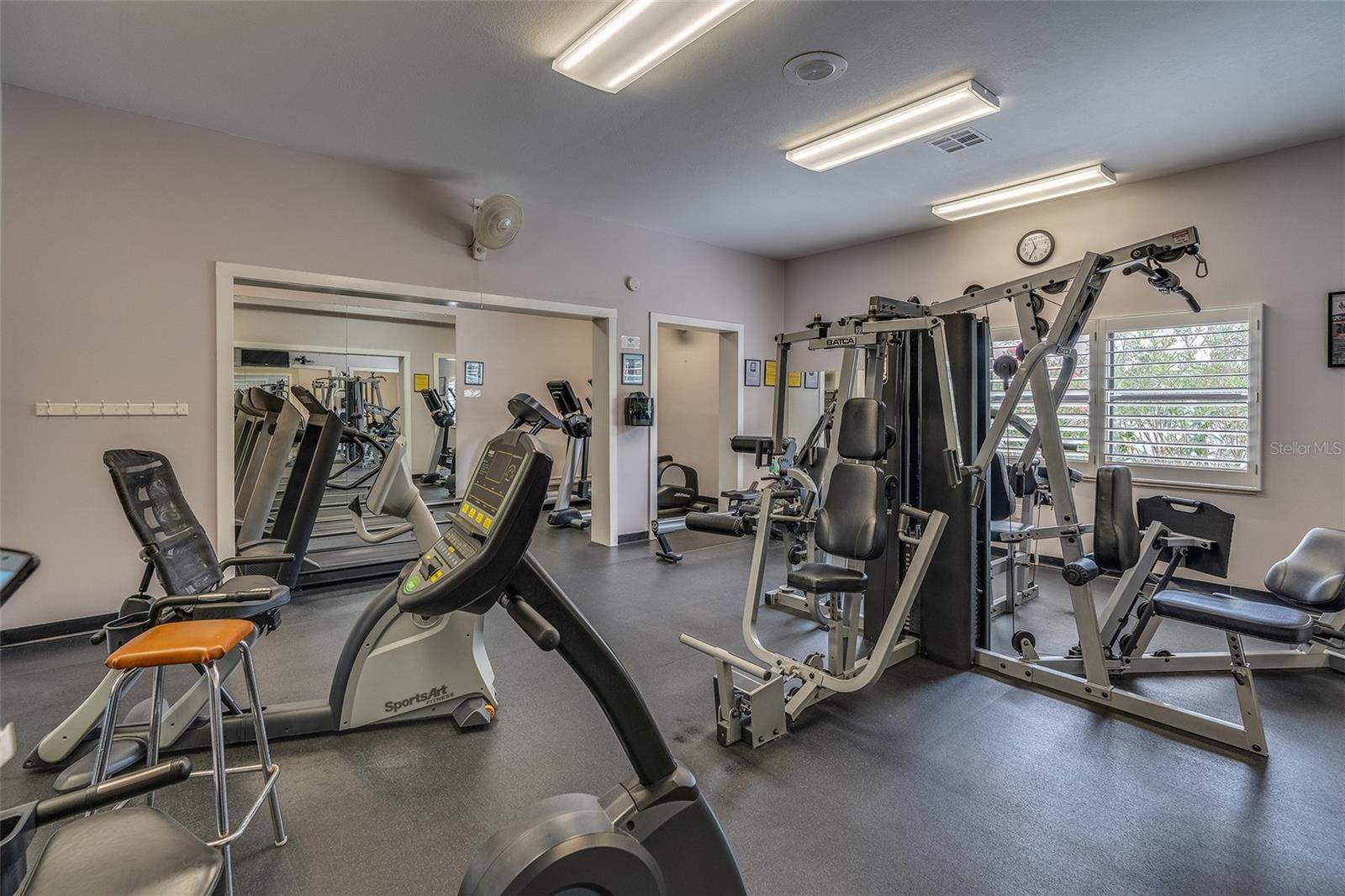 SILVER SANDS BEACH & RACQUET CLUB - Residential Lease