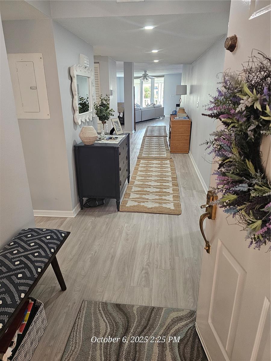 SILVER SANDS BEACH & RACQUET CLUB - Residential Lease