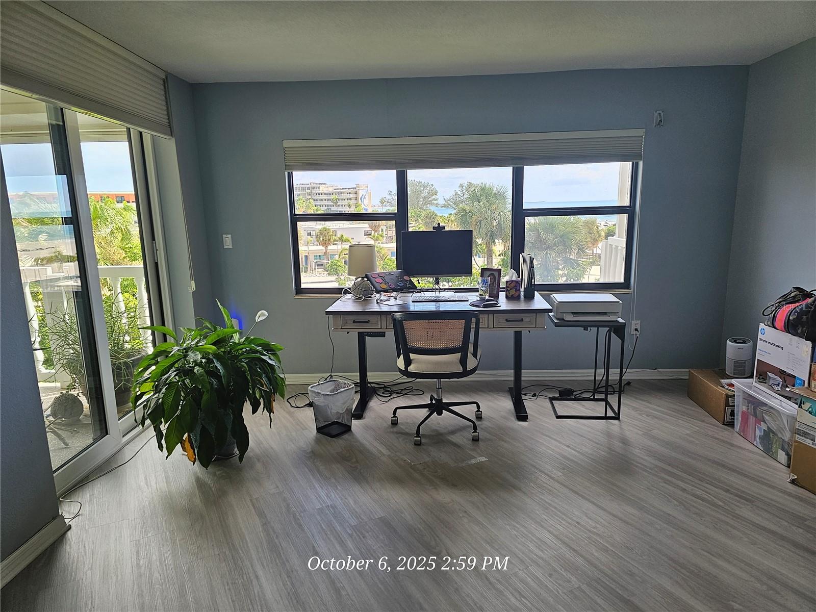 SILVER SANDS BEACH & RACQUET CLUB - Residential Lease
