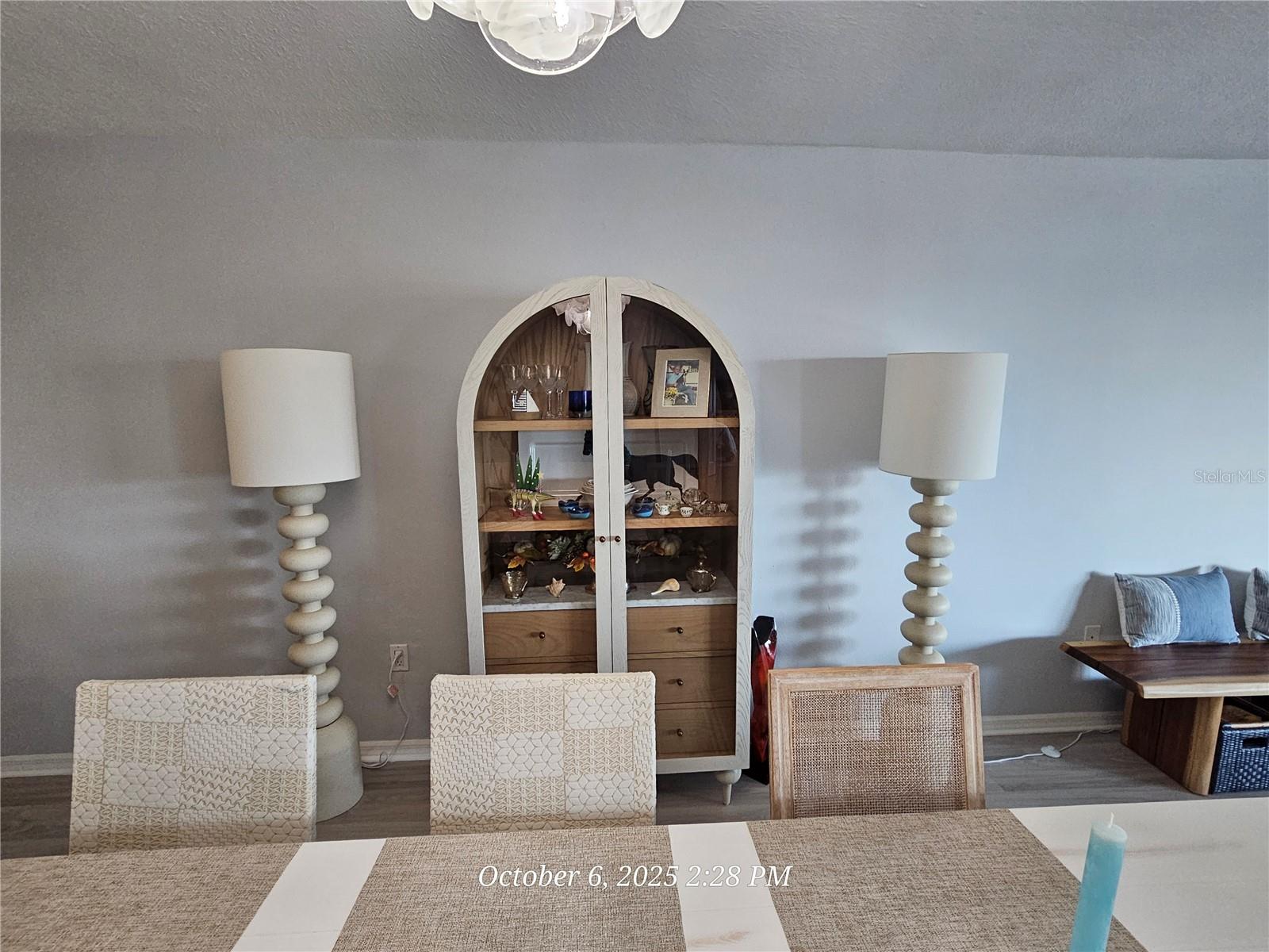 SILVER SANDS BEACH & RACQUET CLUB - Residential Lease