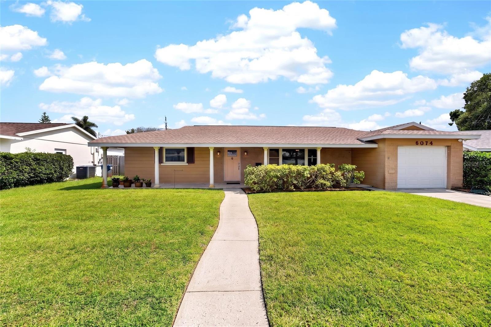 SHERYL MANOR UNIT 5 - Residential